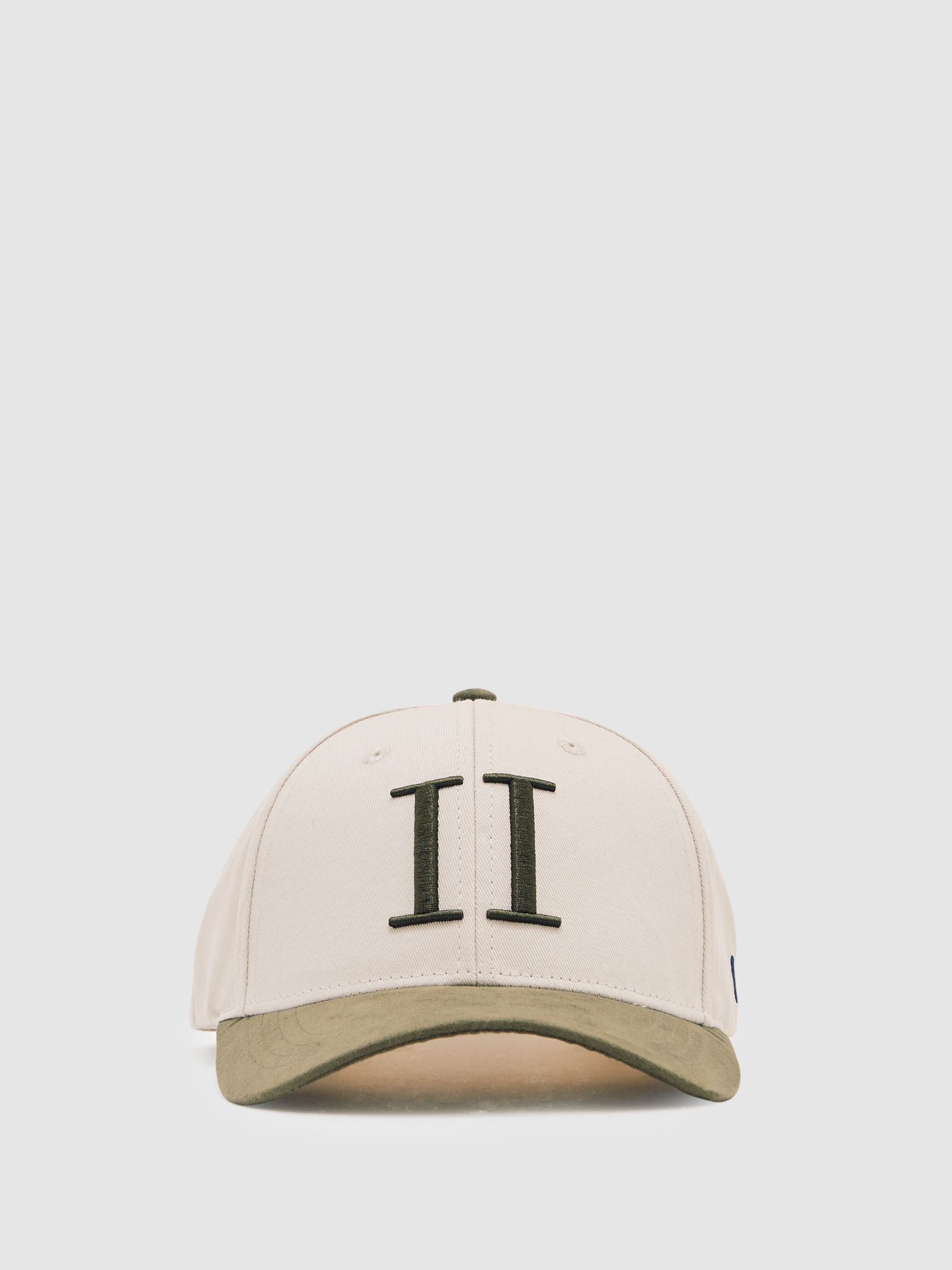 Les Deux Contrast Logo-Embroidery Hat in Sand/Green (AP1241) | £28