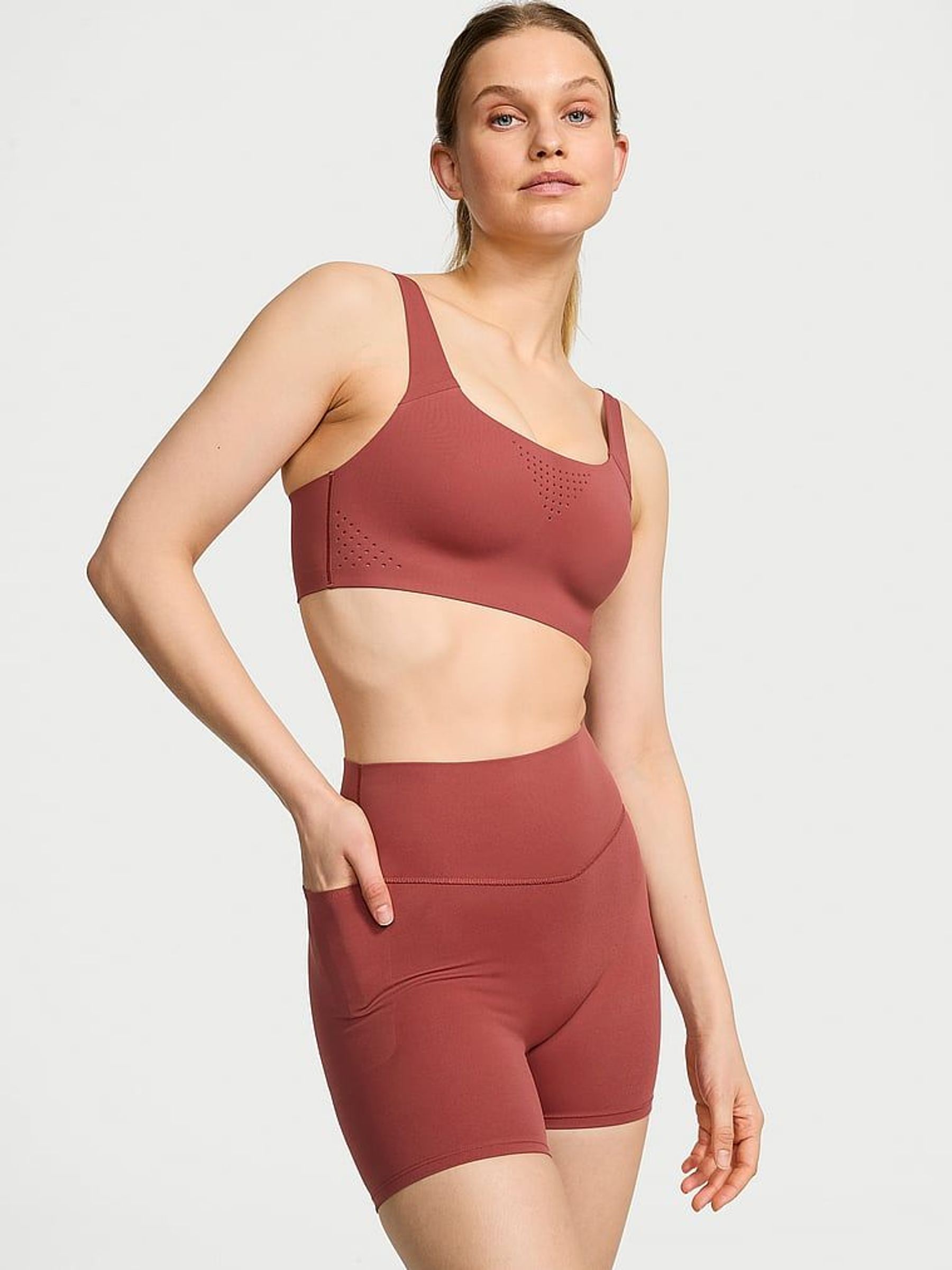Russet Red Elevate™ High Rise Cycling Shorts (AP6162) | £45