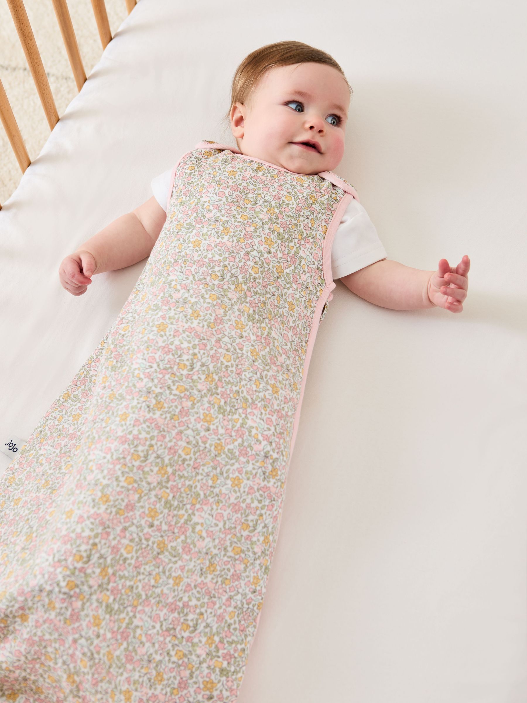 Ditsy Print 1 Tog Baby Muslin Sleeping Bag (AP6235) | £28