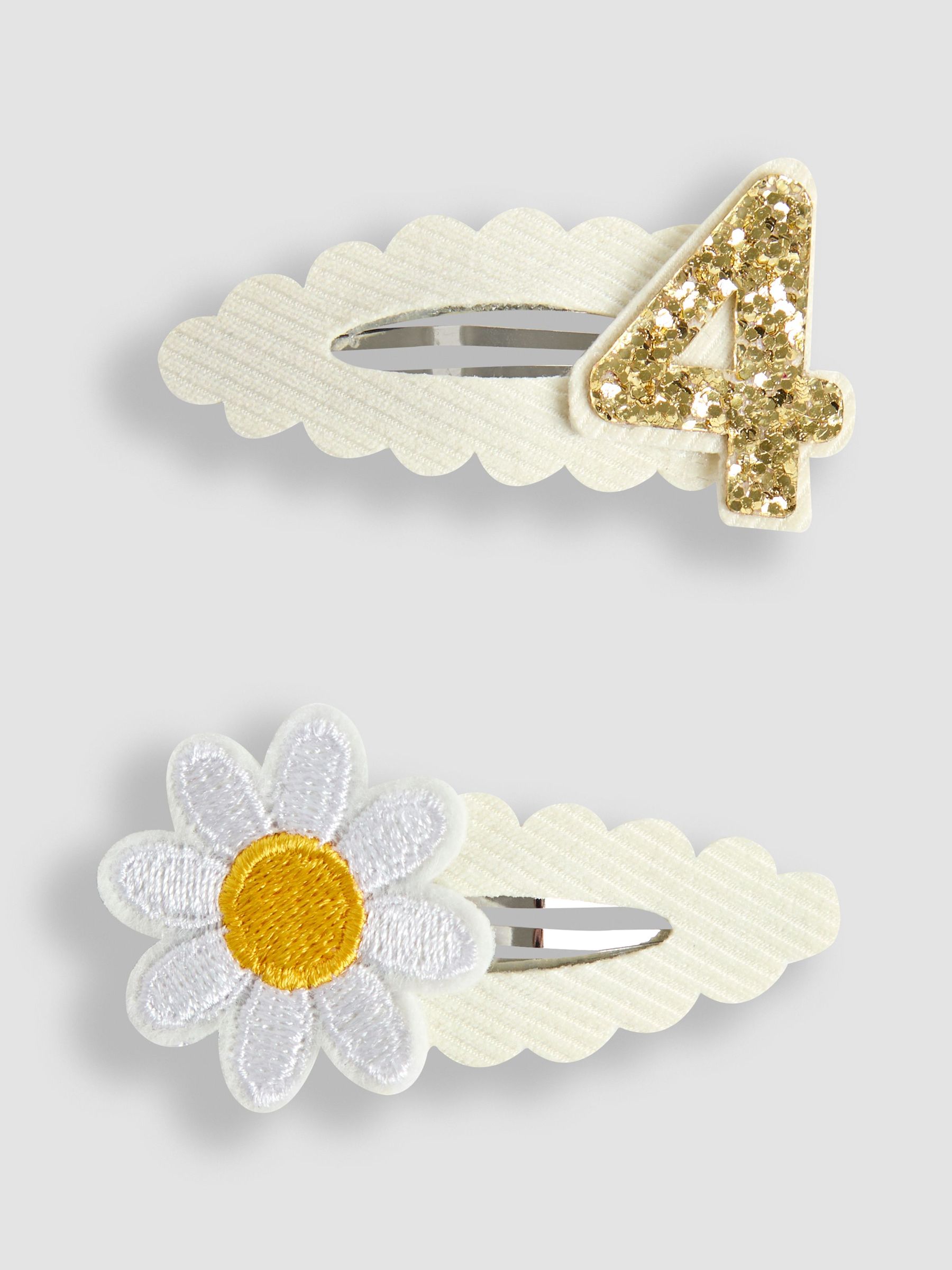 Cream 2-Pack 4th Birthday Clips (AR7795) | £7.50