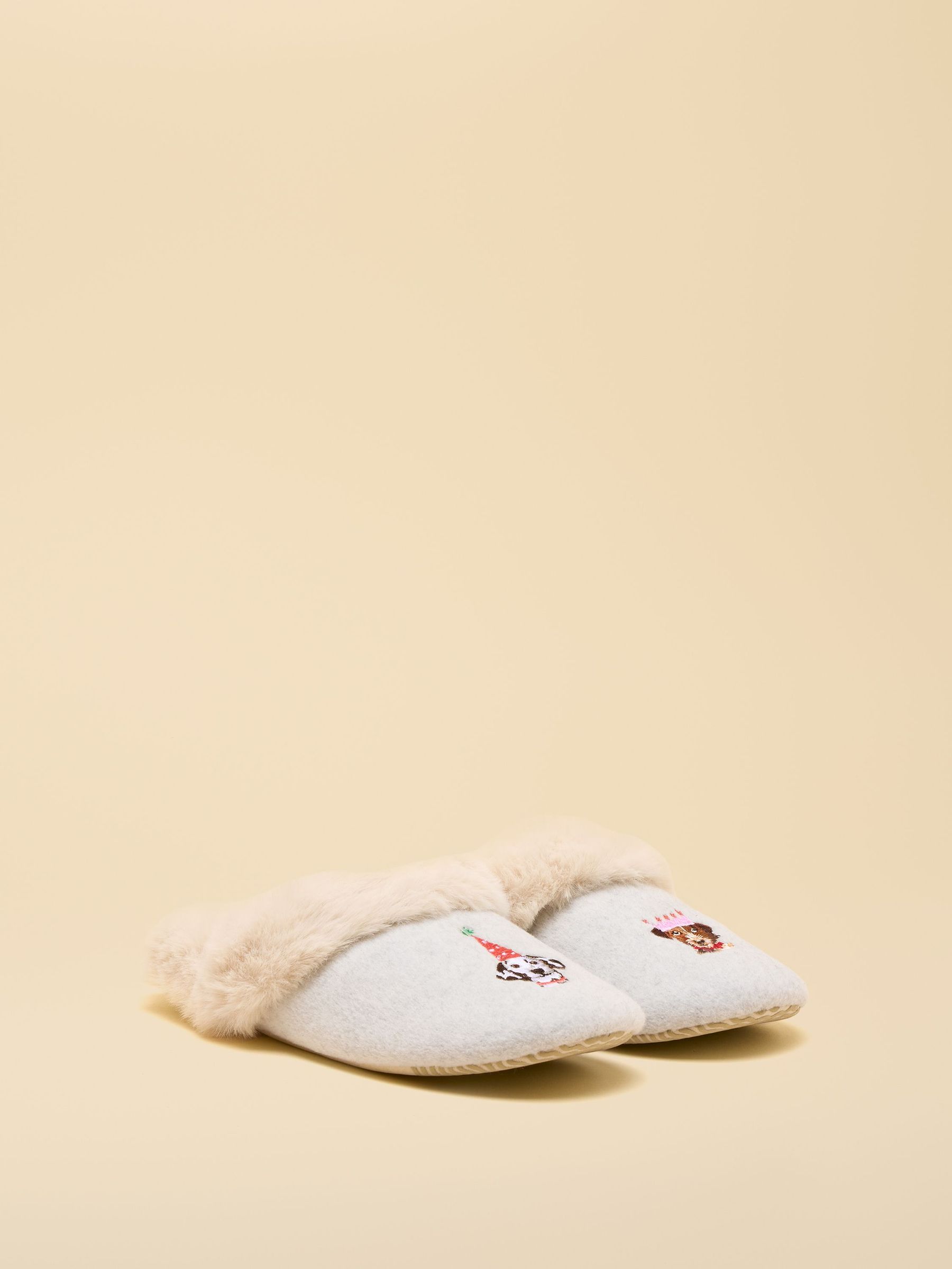 Slippet Luxe Grey Artwork Slipper (AT2412) | £24.95