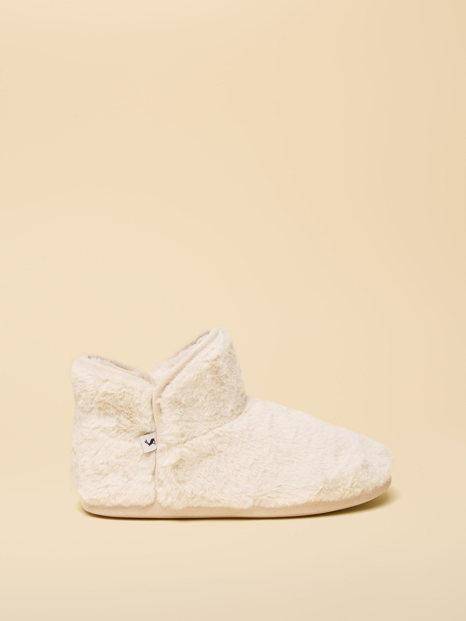 Women's Cabin Luxe Cream Faux Fur Slipper Boots