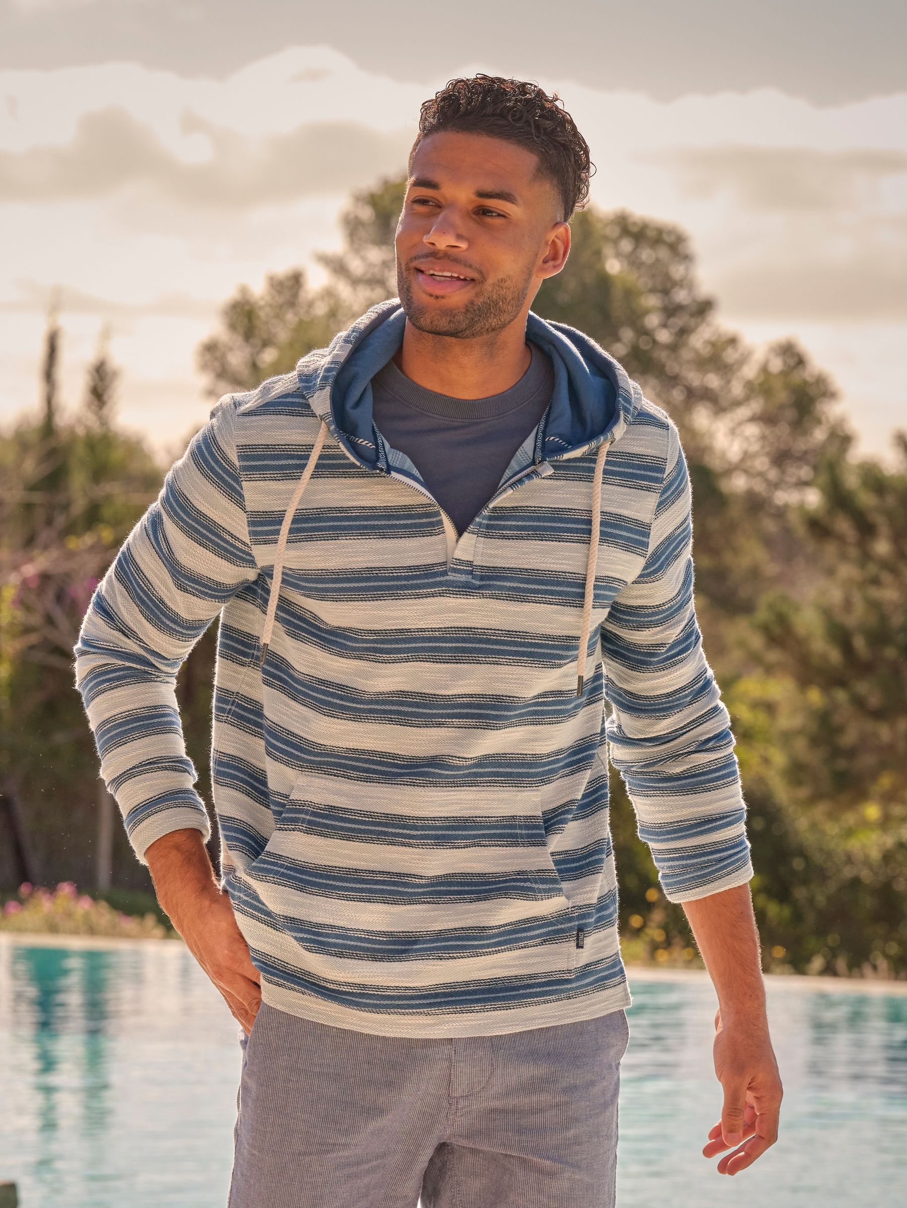 Trescowe Blue Stripe Half Zip Sweat (AT4669) | £60