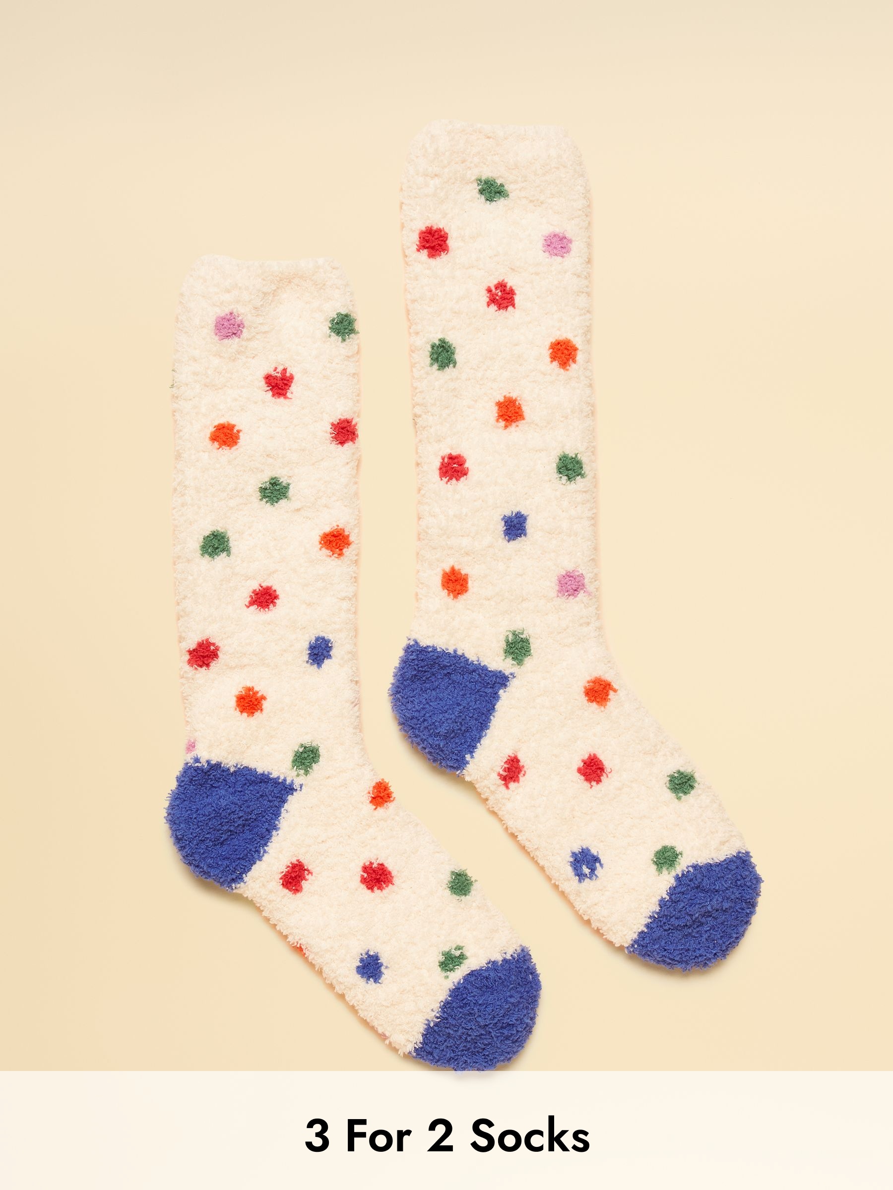 Women's Fluffy Cream Stripe Socks (size 4-8) (AT6934) | £9.95