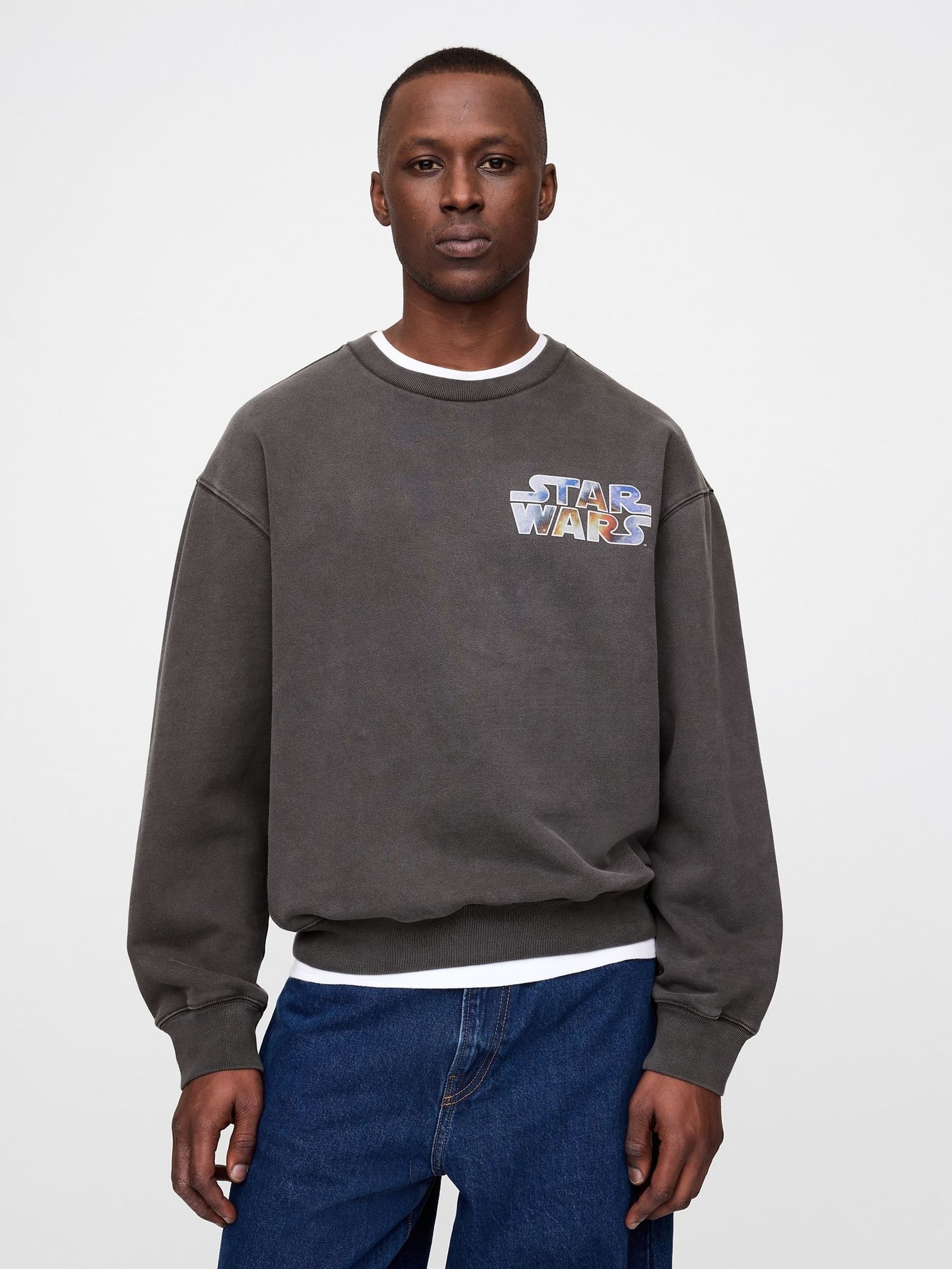 Black Star Wars Oversized Graphic Jumper (AU2859) | £80