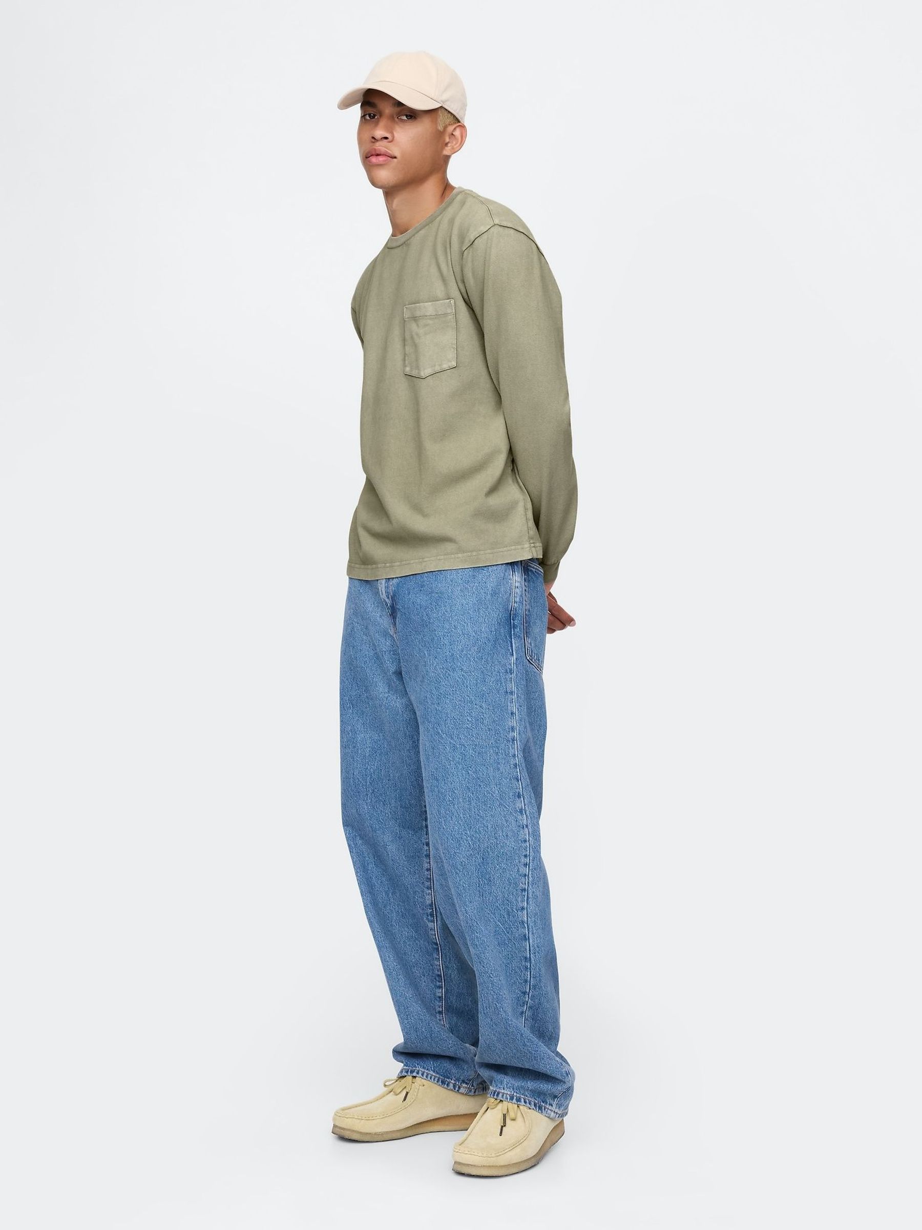 Green Heavyweight Long Sleeve Pocket T-Shirt (AU2888) | £16