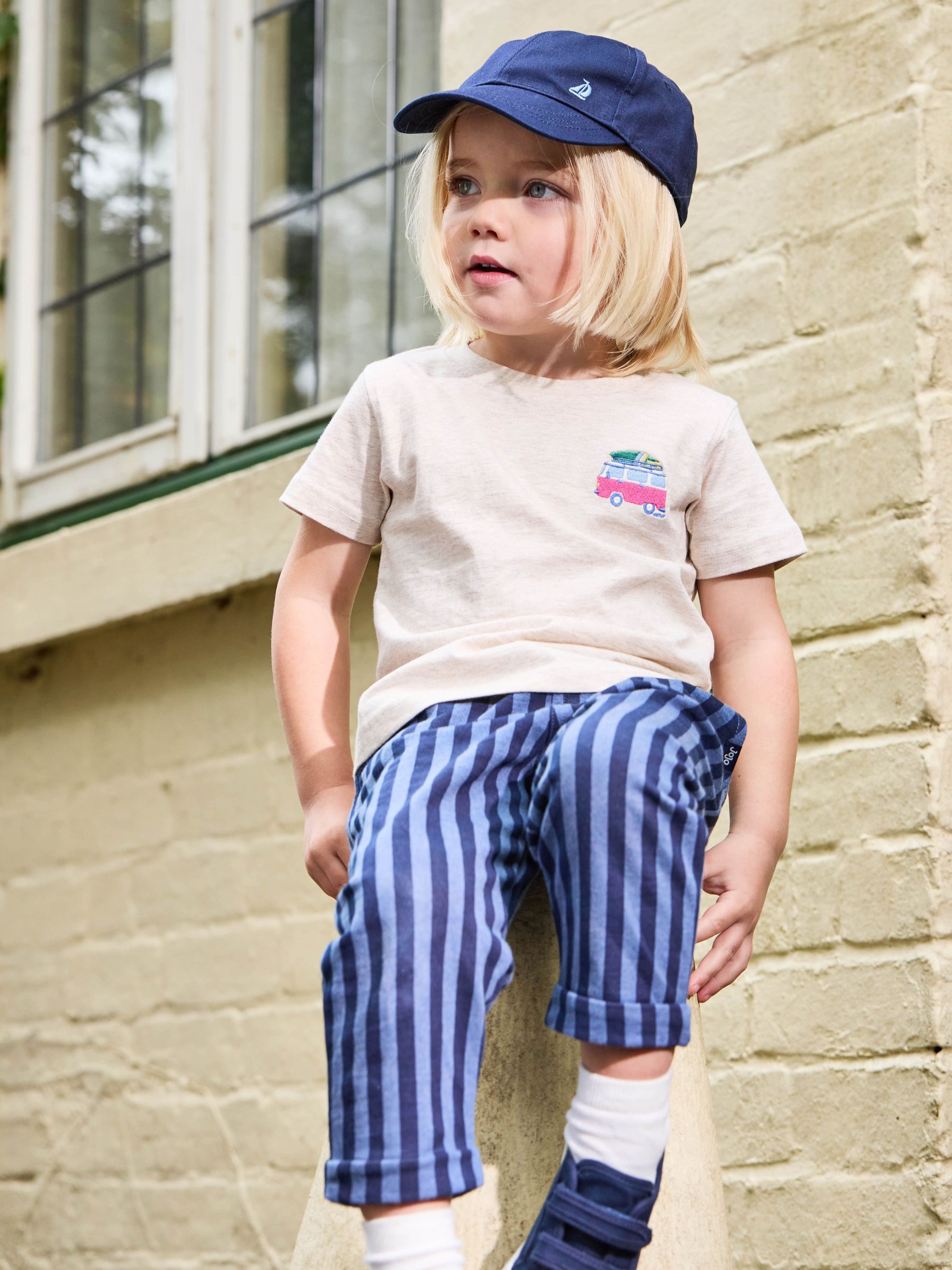 Natural Tropical Island Back Printed T-Shirt (AU5344) | £13 - £16