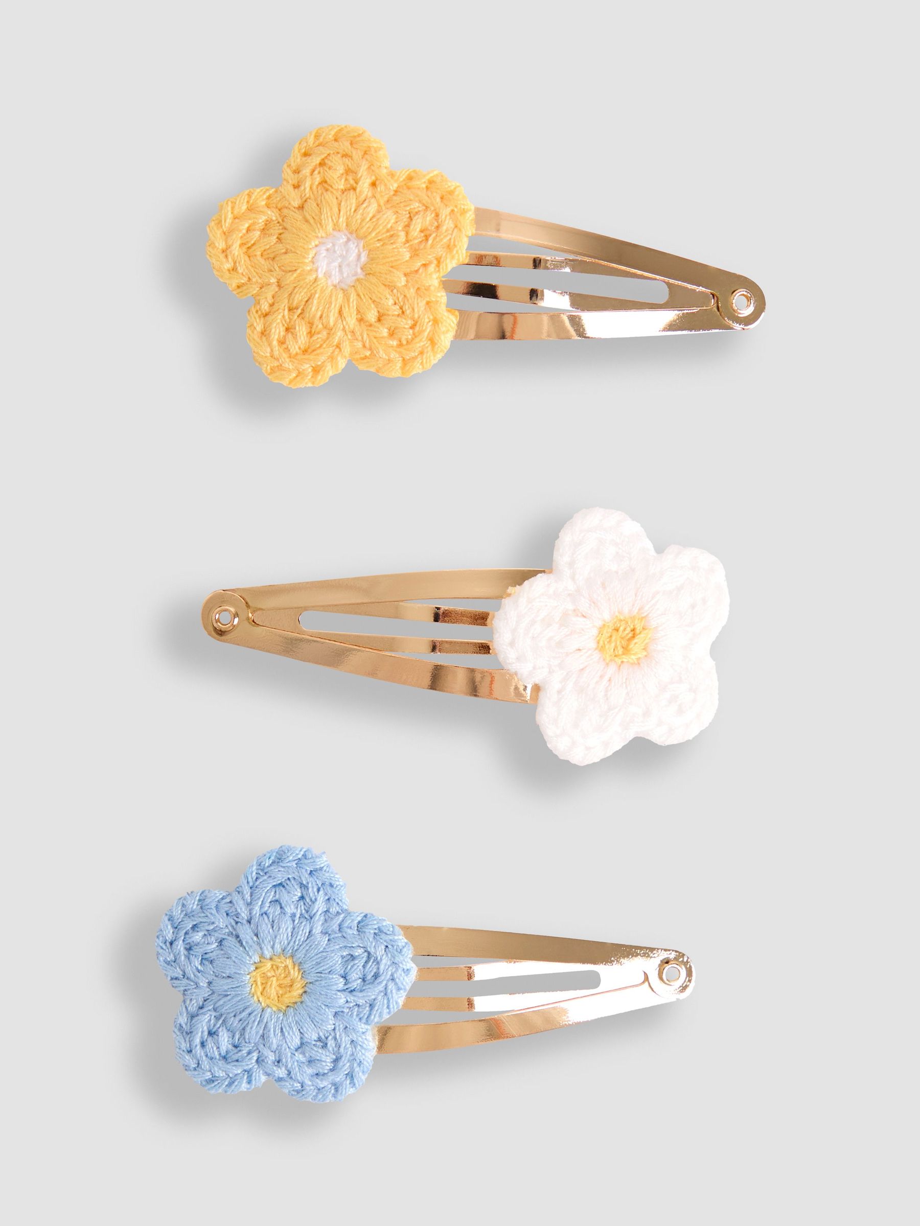 Yellow 3-Pack Crochet Flower Clips (AV1799) | £7.50