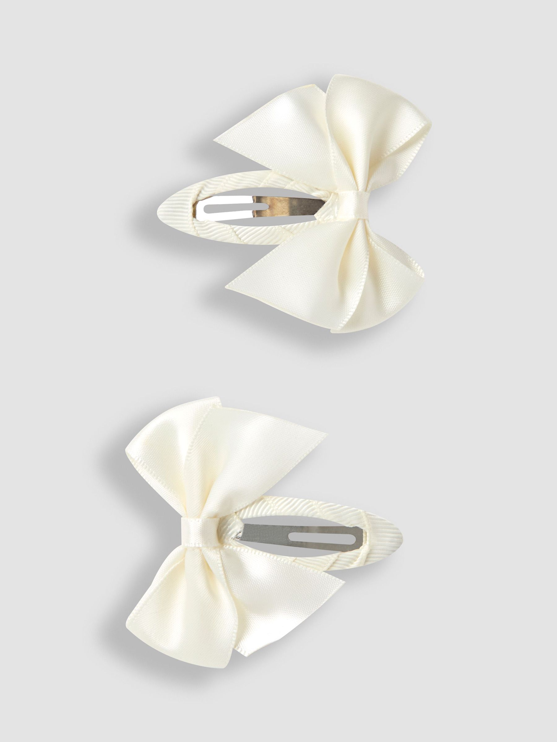 Cream Bow Hair Clips 2 Pack (AV1802) | £6