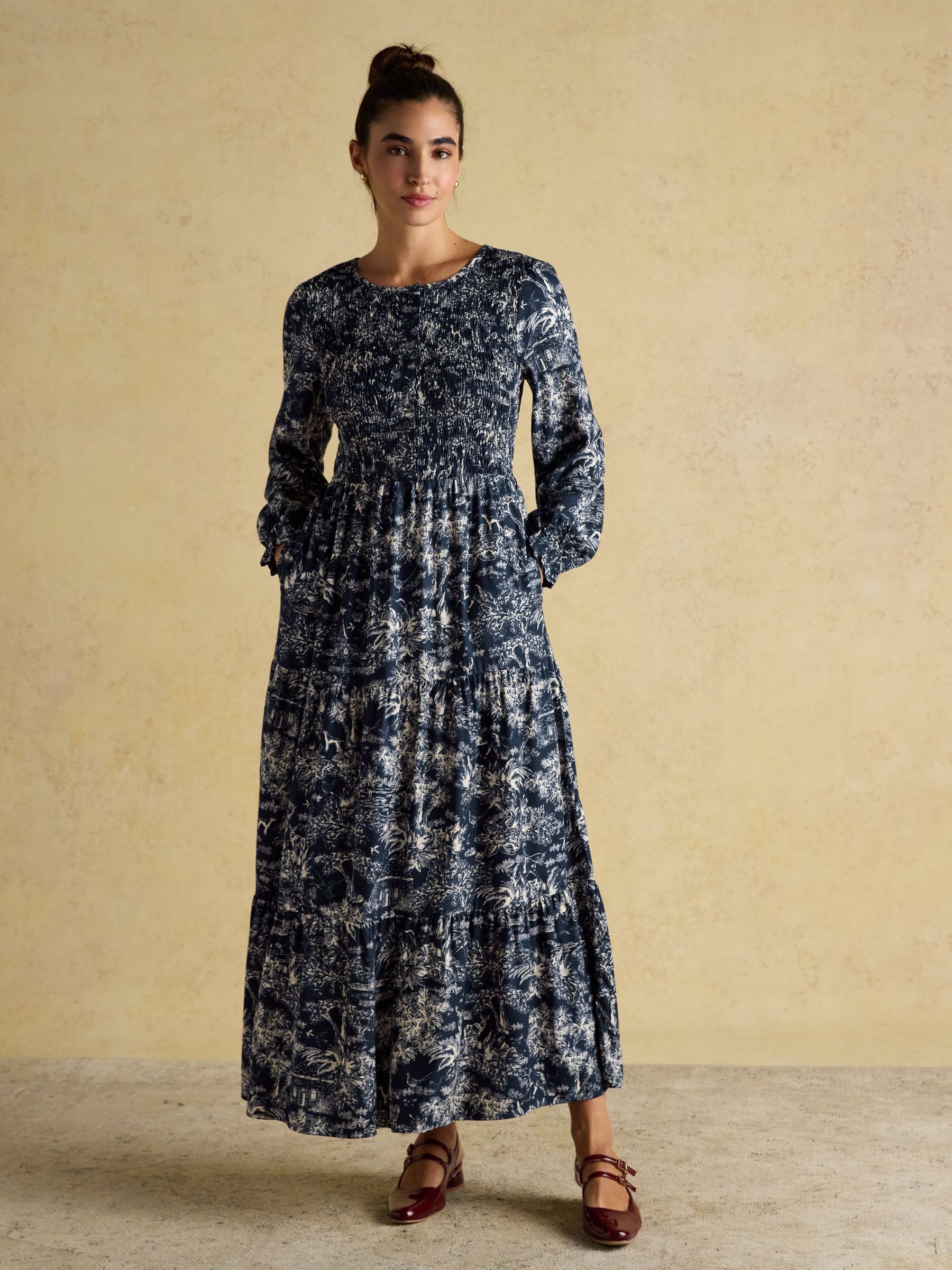 Edna Navy Shirred Long Sleeve Midi Printed Round Neck Dress