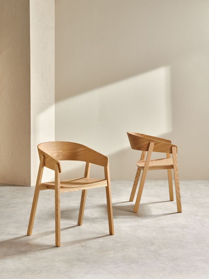 Set of 2 Aster Dining Chairs in Natural Oak (B01618) | £379