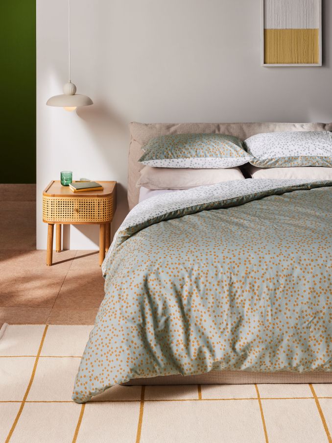 Dotty 180 Thread Count Duvet Cover and Pillowcase Set in Grey (B11714) | £30 - £60