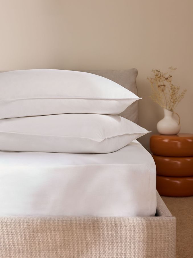 Cosy Washed Cotton Pillowcase Set of 2 in White (B41153) | £15