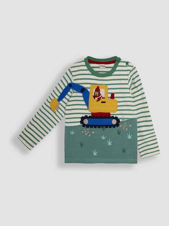 Green Digger Appliqué Top (B55008) | £7