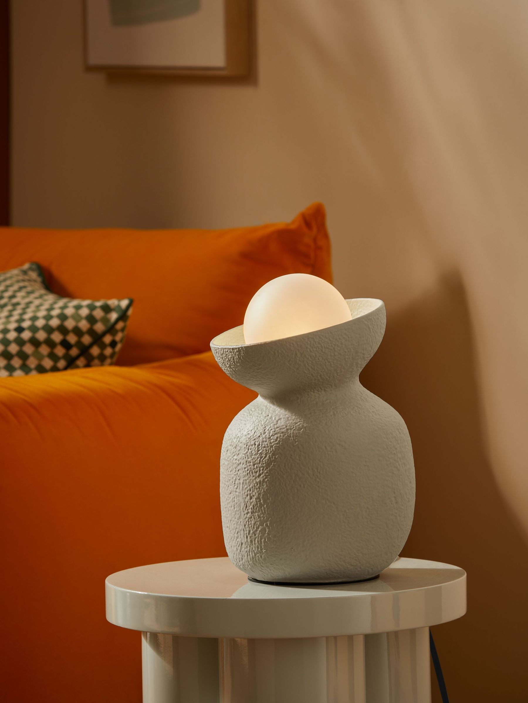 Vera Table Lamp in Cream (B62434) | £69