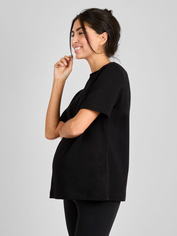 Black Oversized Boyfriend Maternity T-Shirt (B73903) | £17