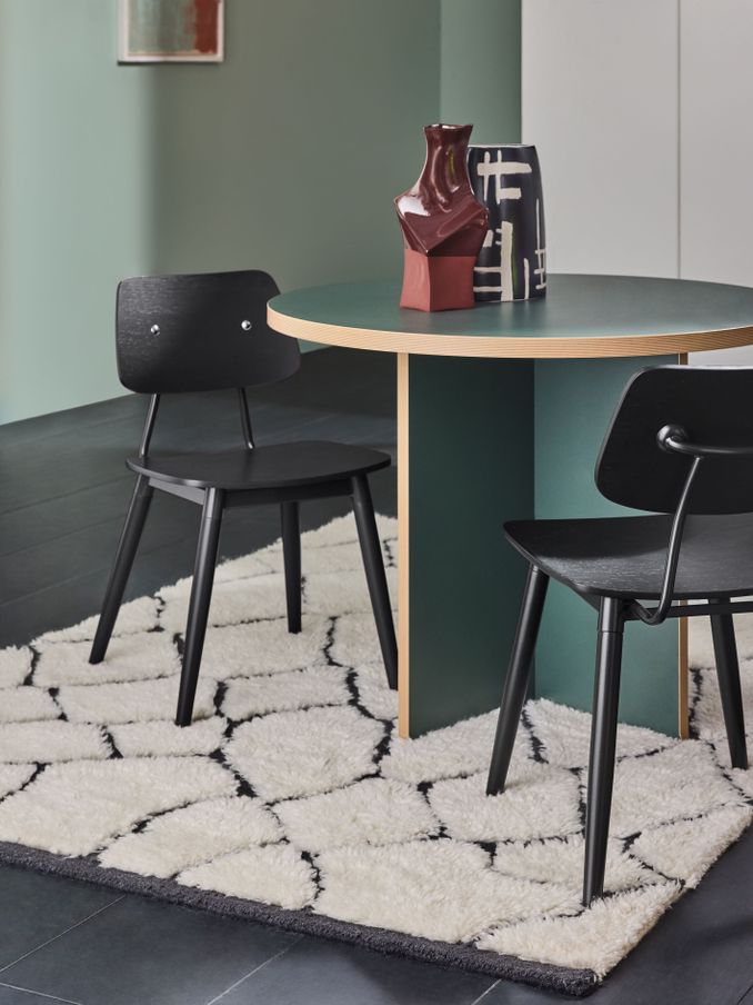 Set of 2 Airi Dining Chairs in Black (B77300) | £299