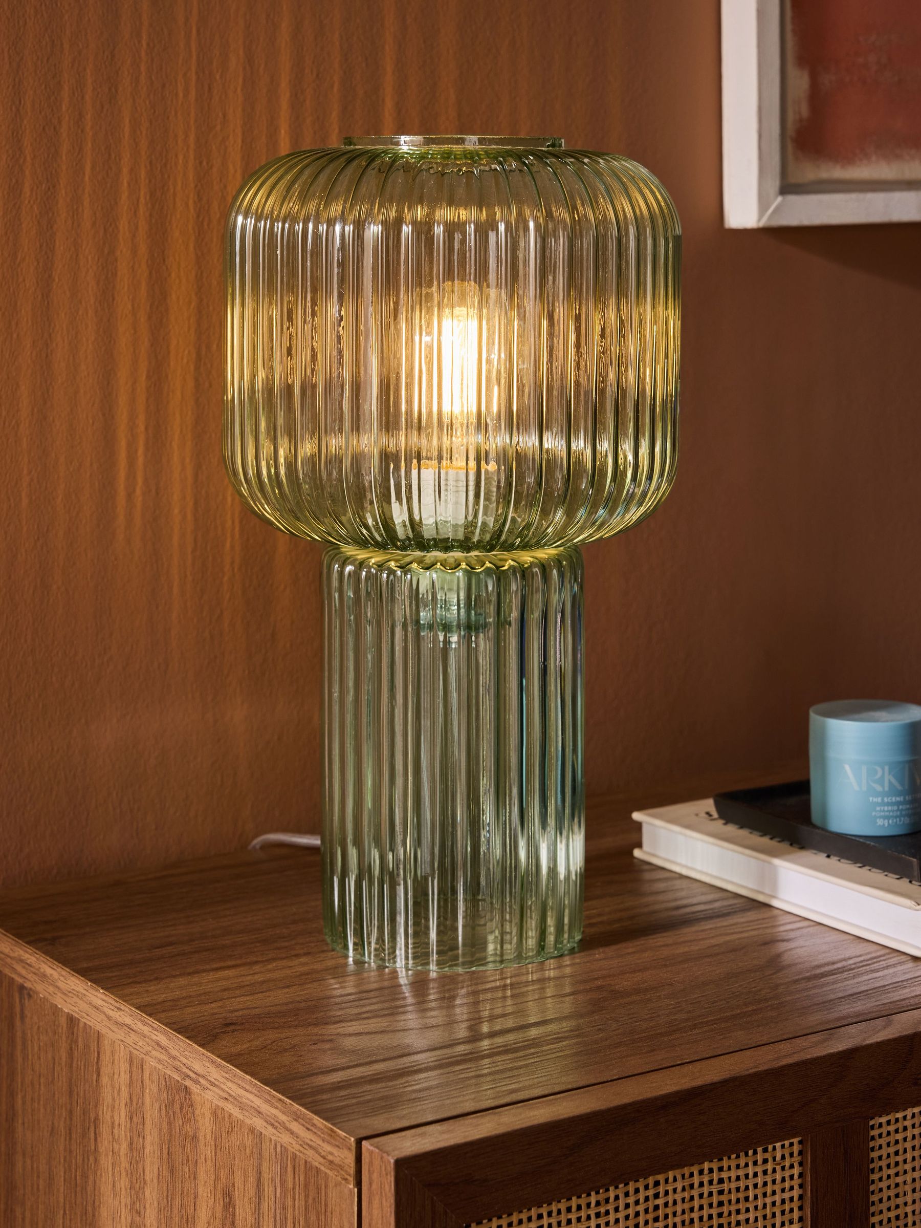 Regular Briz Table Lamp in Green (B89256) | £59