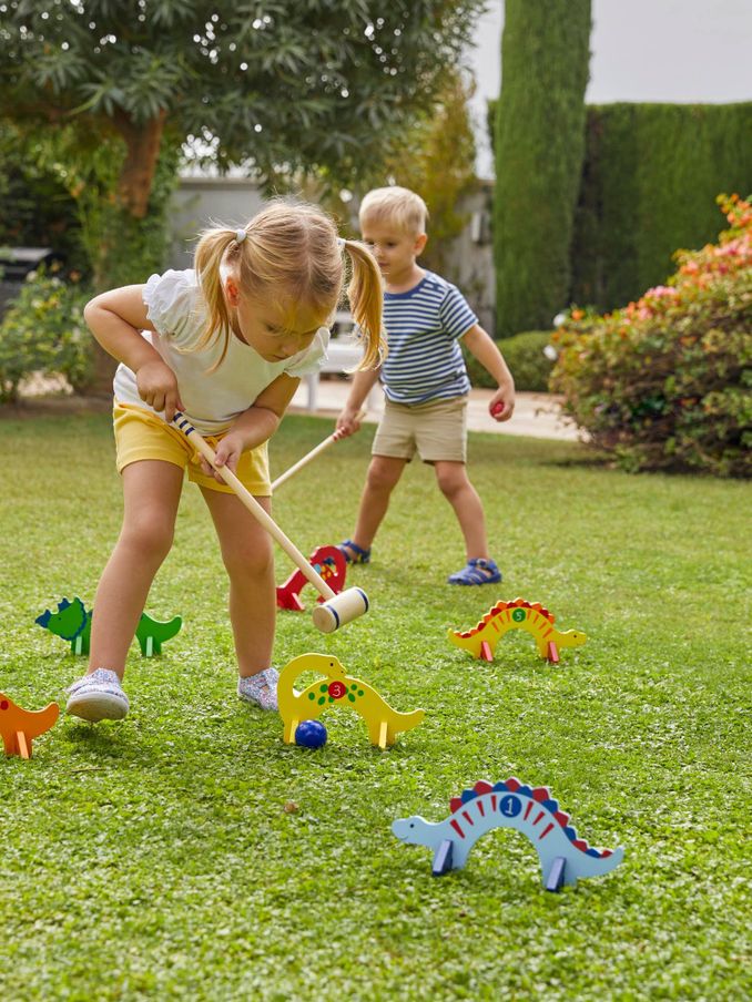 Dinosaur Croquet Game (C05779) | £14