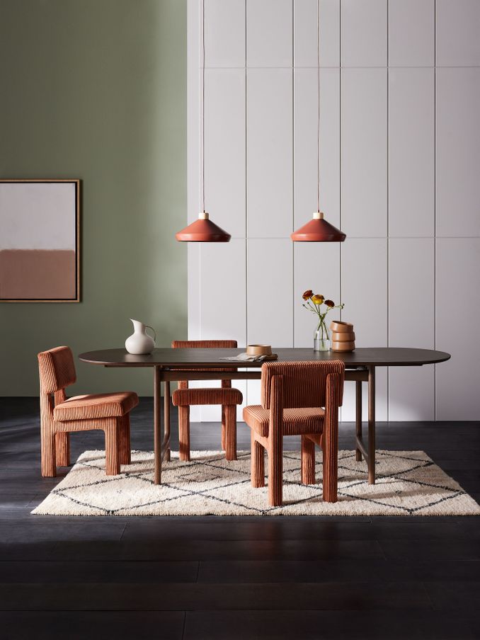 Maggie Extending Dining Table in Walnut Oak Veneer (C63721) | £999