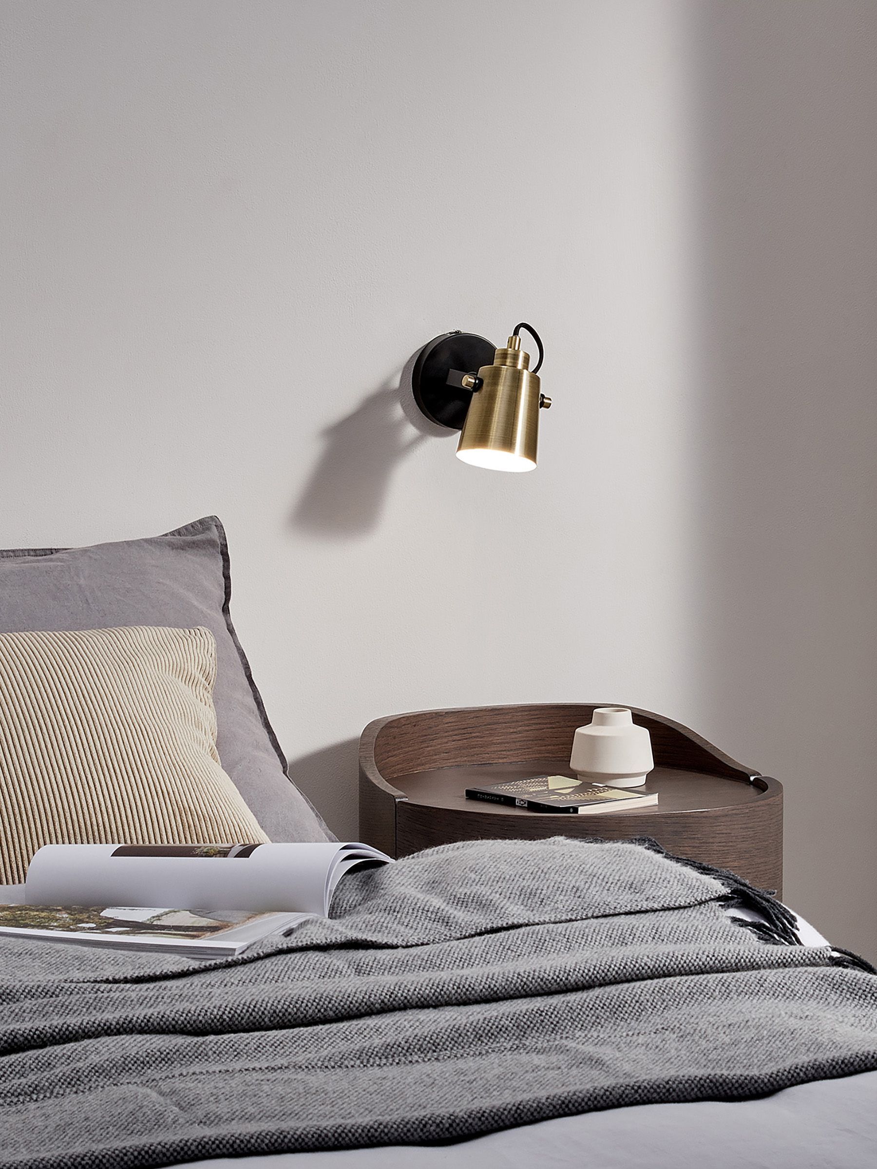 Seppo Spot Wall Light in Brass (D86937) | £49