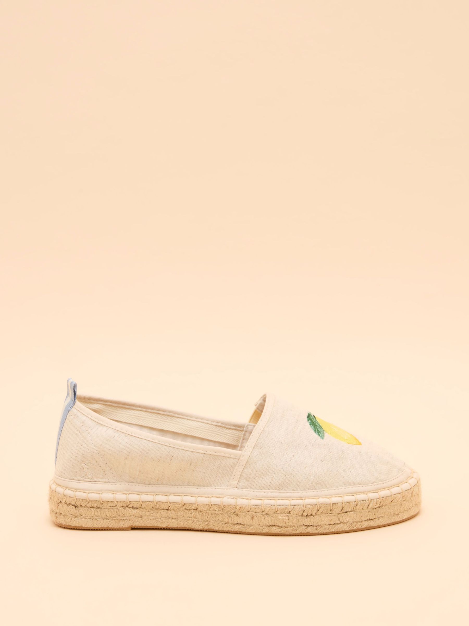 Shoreline Cream Espadrilles (E00998) | £40
