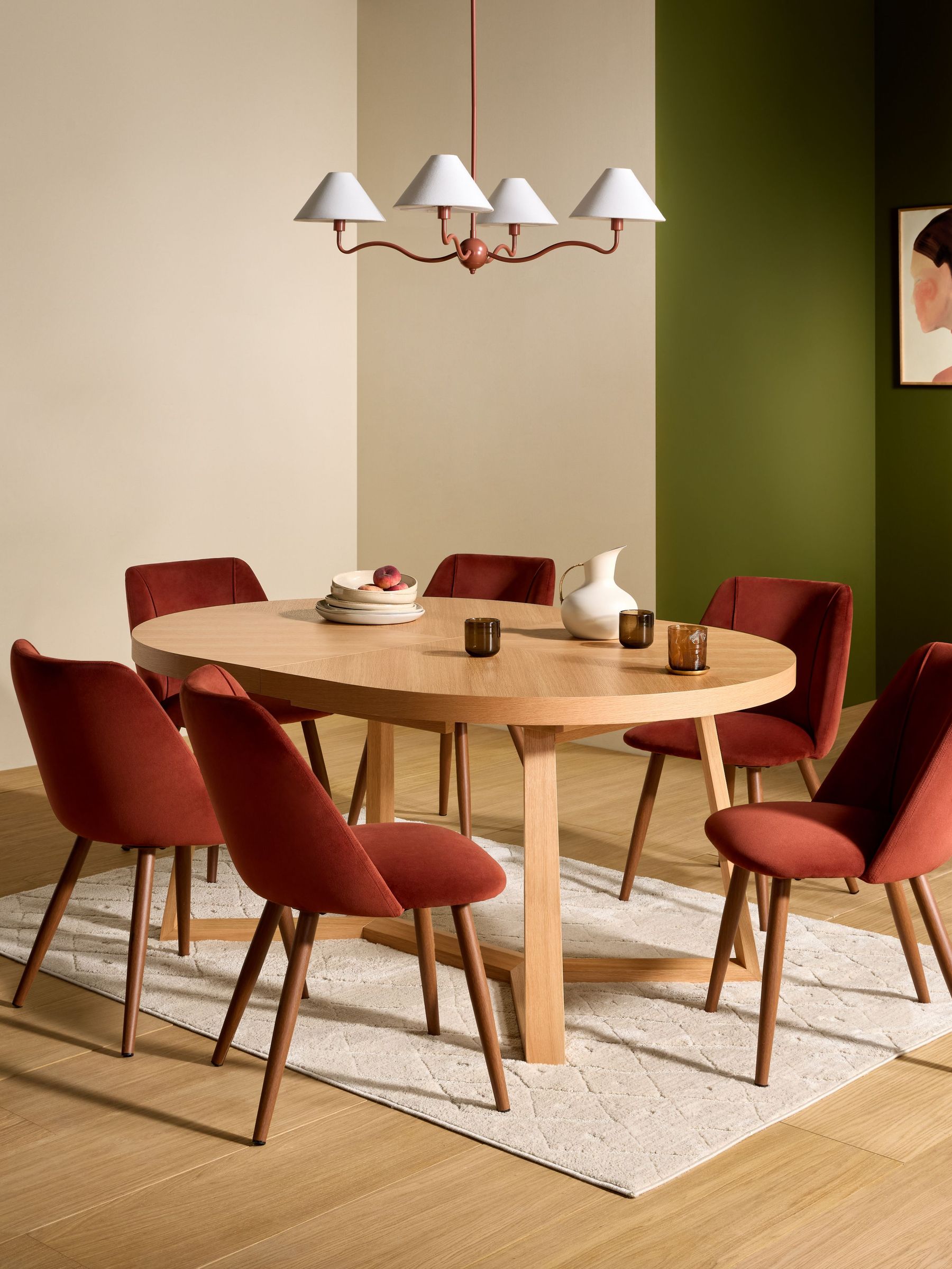 Belgrave Oval 6 to 8 Seater Extending Dining Table in Oak (E18517) | £1,299