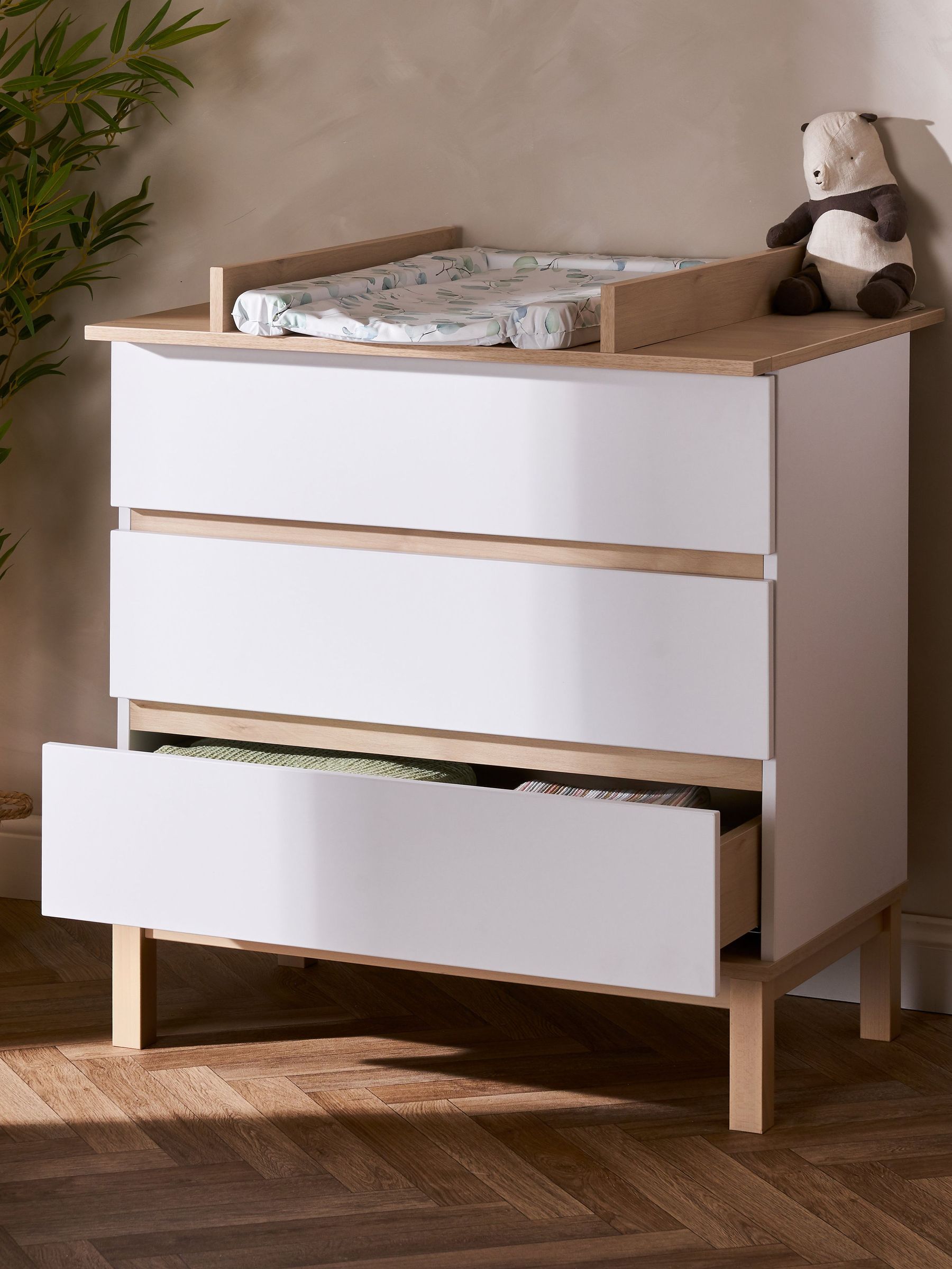 Obaby White Astrid Baby Changing Unit (E23952) | £320