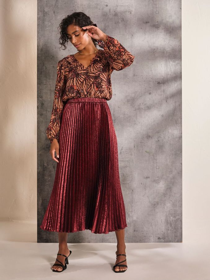 Grace Black Printed Blouse (E50388) | £22