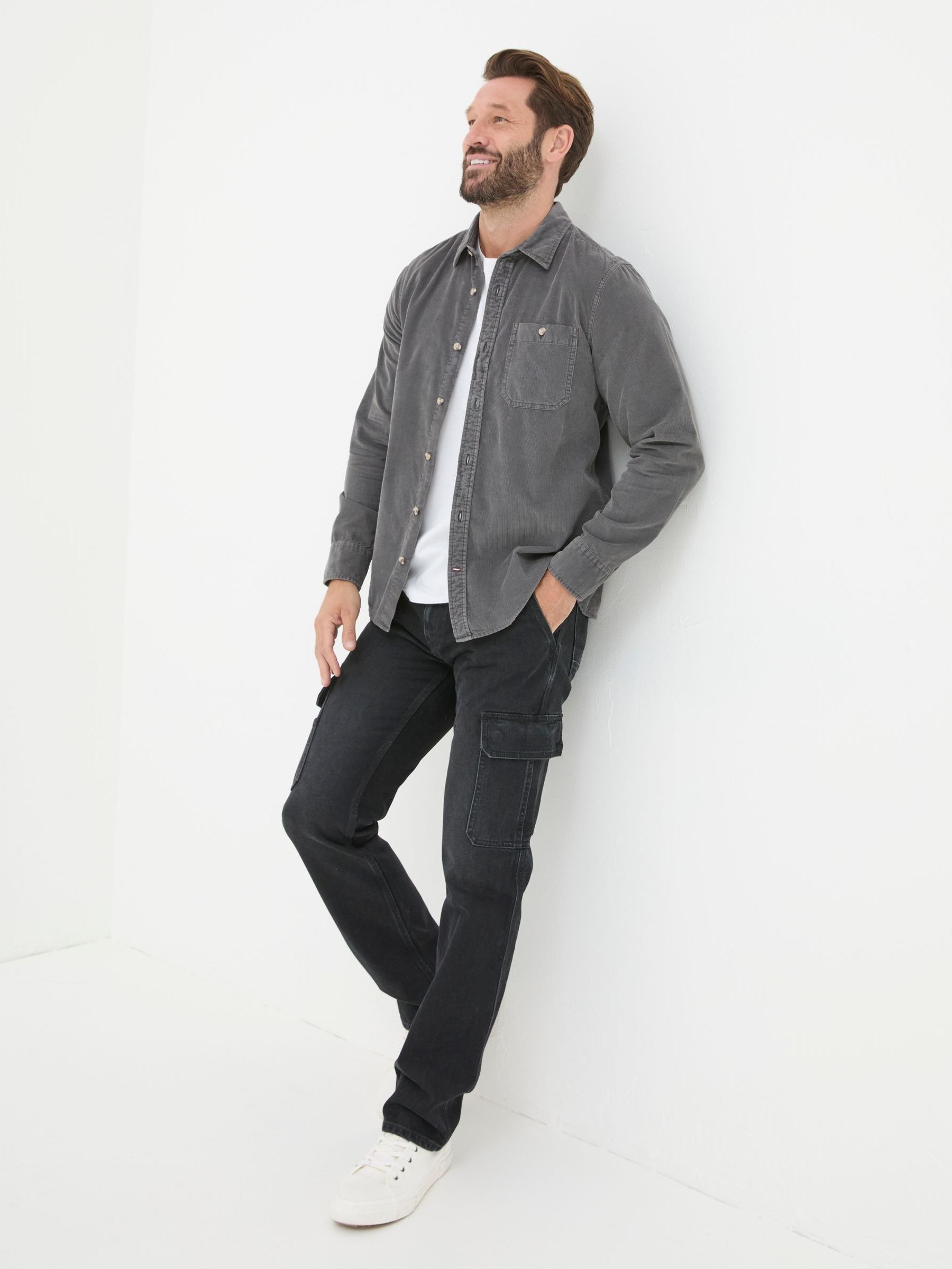 Vintage Black Cargo Jeans (E50595) | £40