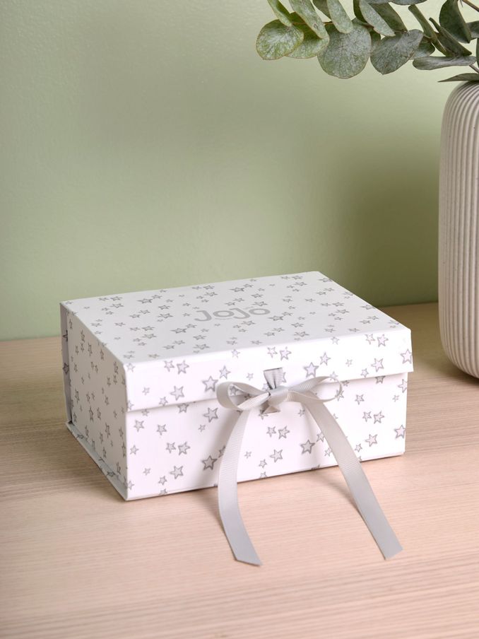 Small Gift Box (E54638) | £3