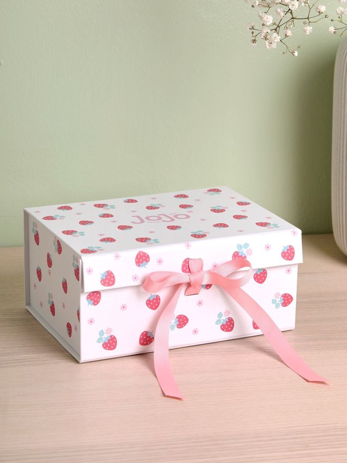 Small Gift Box (E54643) | £3