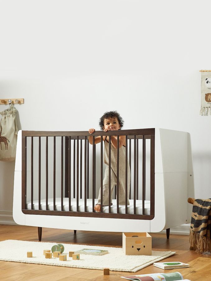 Snuz Ebony SnuzKot Skandi The Natural Edit Cot Bed (E54734) | £400