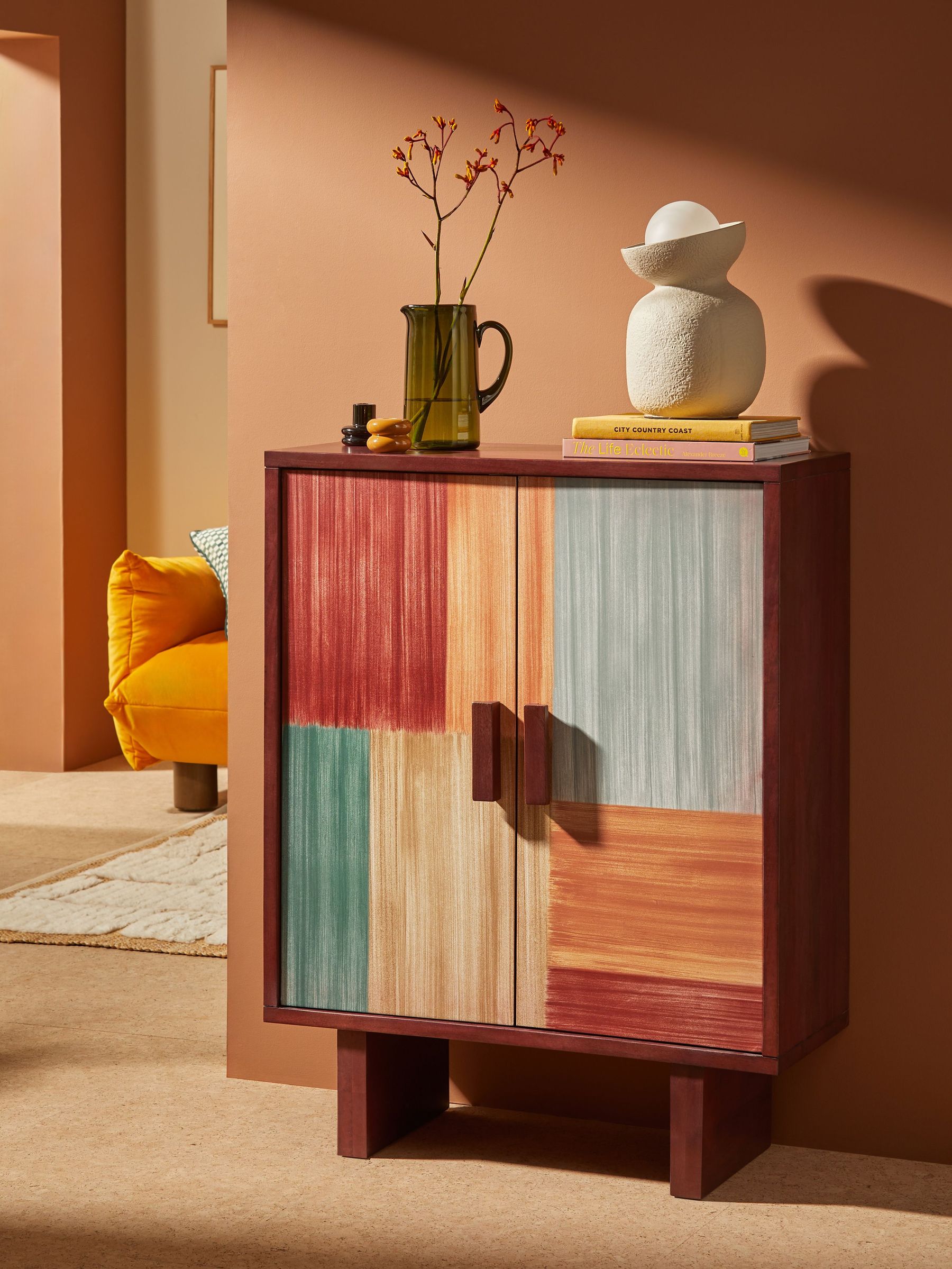 Jinni Highboard in Burgundy Mango Wood (E58044) | £679