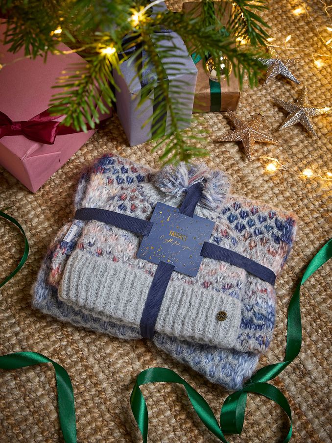 Grey Spacedye Hat And Snood Gift Set (E59884) | £22