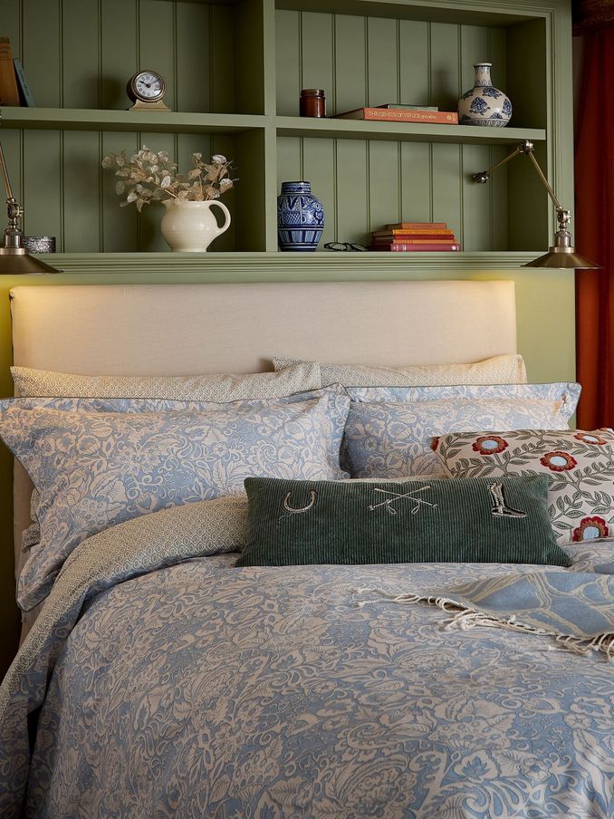 Balmoral Floral Blue 100% Cotton Bedding Set (E60107) | £65 - £105