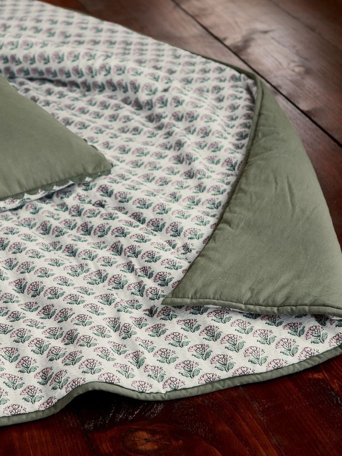 Indienne Floral Green Quilted 100% Cotton Throw (E60409) | £99