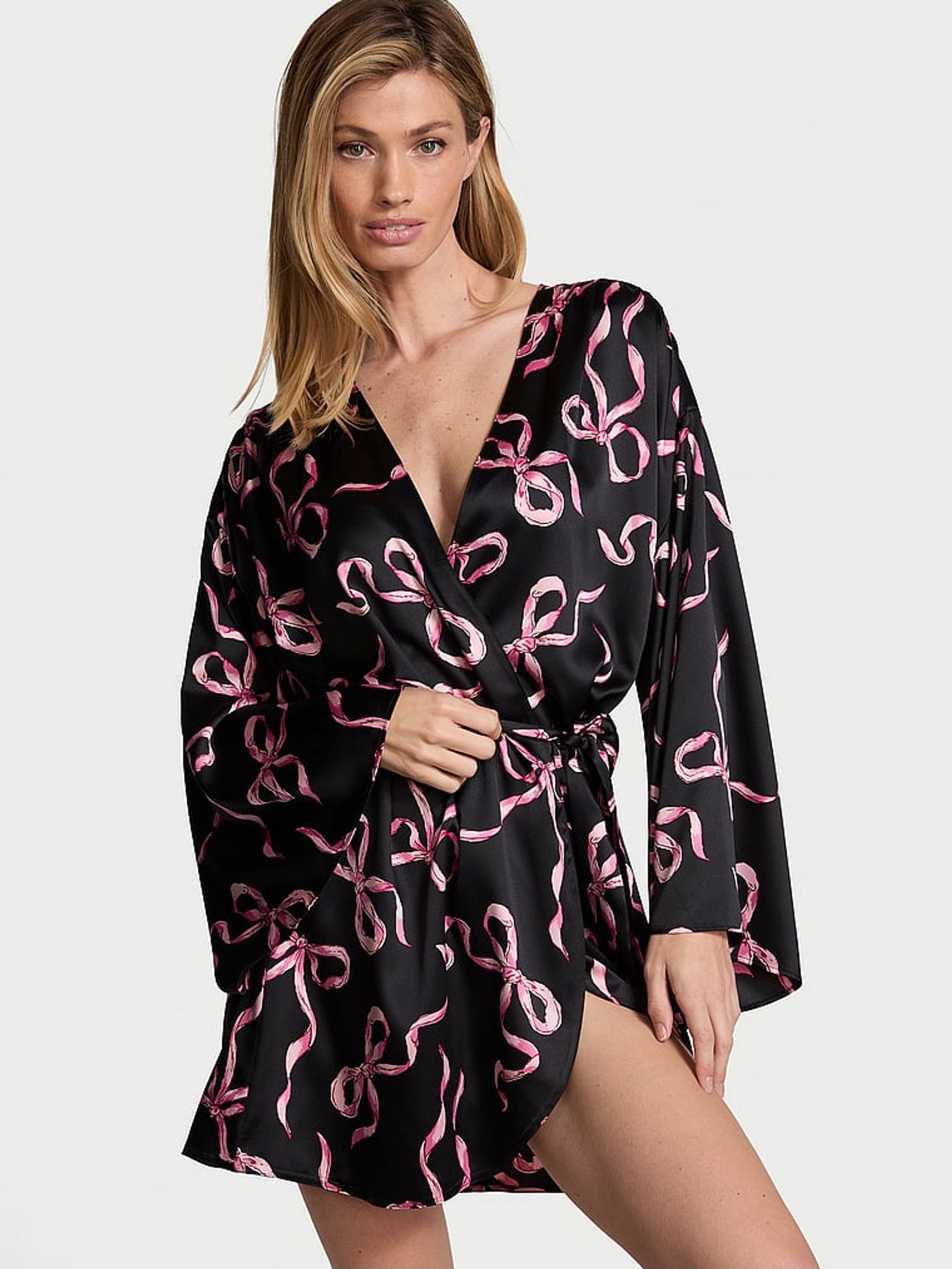 Black Bows Satin Short Robe (E68238) | £49