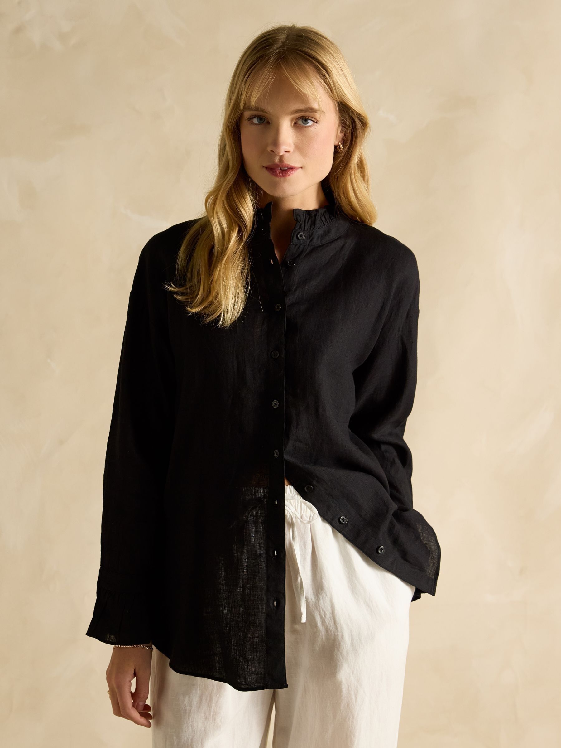 Dakota Black 100% Linen Shirt (E82449) | £65