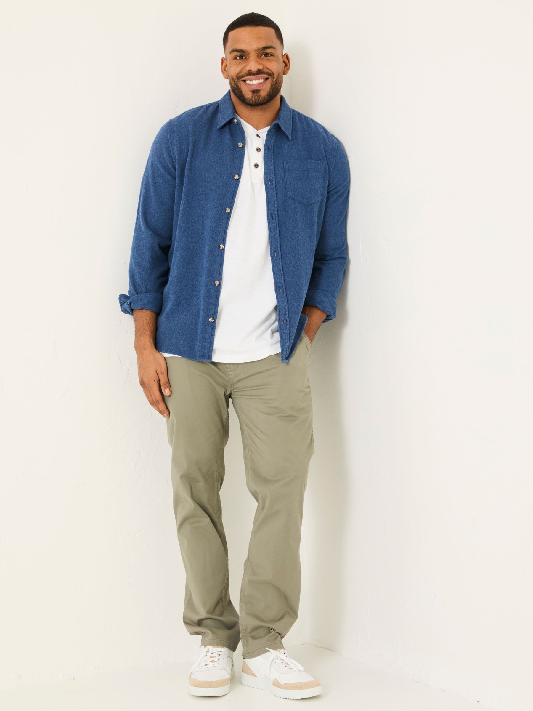 Heyshott Khaki Green Slim Chinos (E82944) | £49.50
