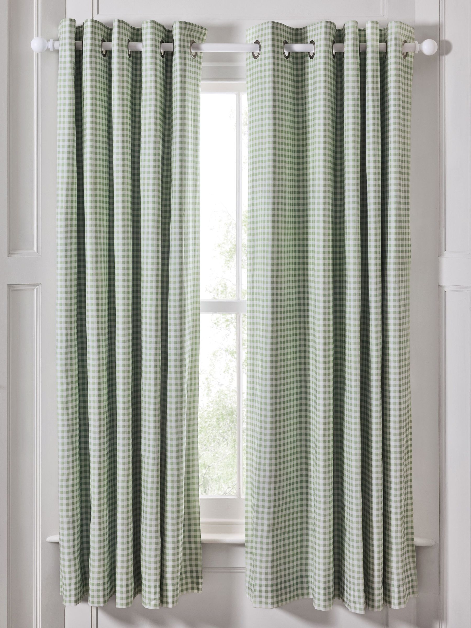Green Gingham Blackout Lined Curtains (E86607) | £50 - £85