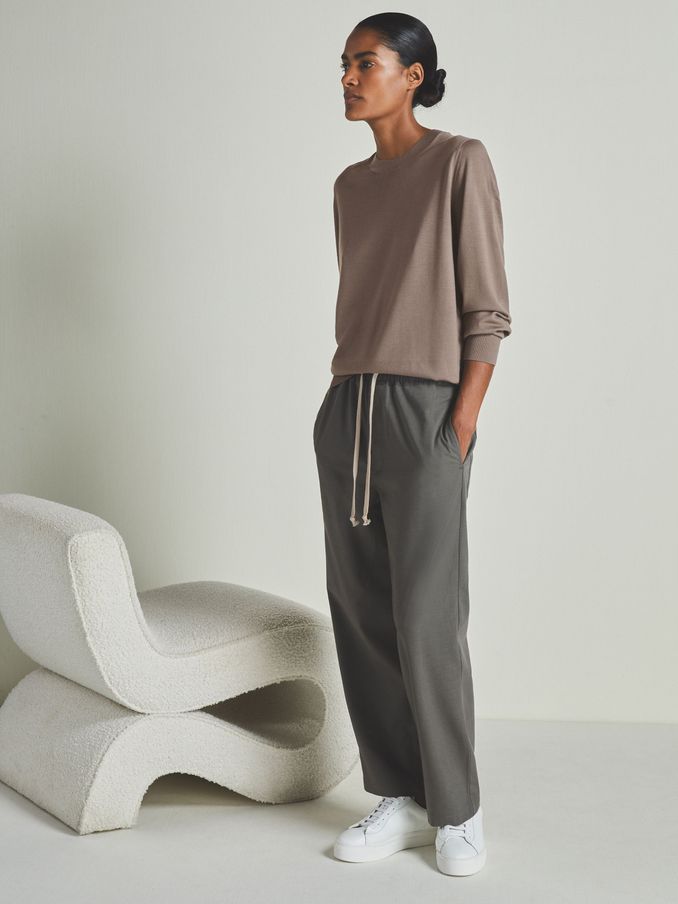 Reiss | Les 100 Ciels Noble-Wool Long-Sleeve Jumper in Dark Mink (E86680) | £40
