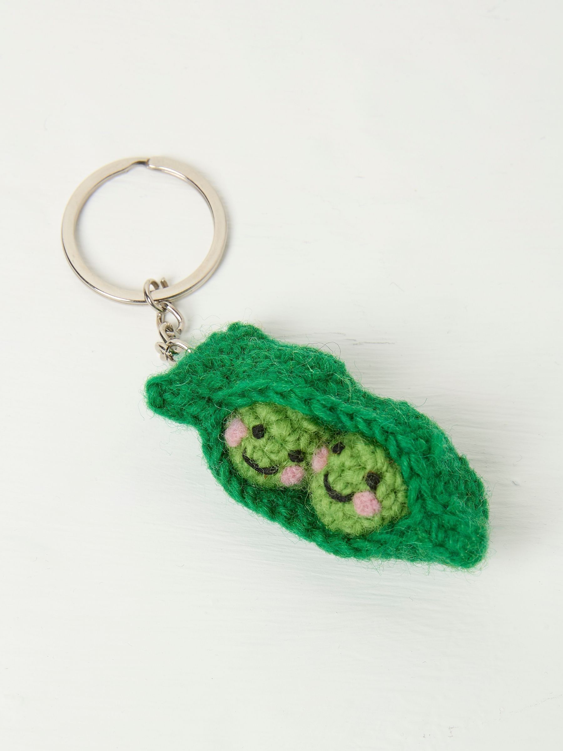 Green Peas in a Pod Keyring (E88467) | £8