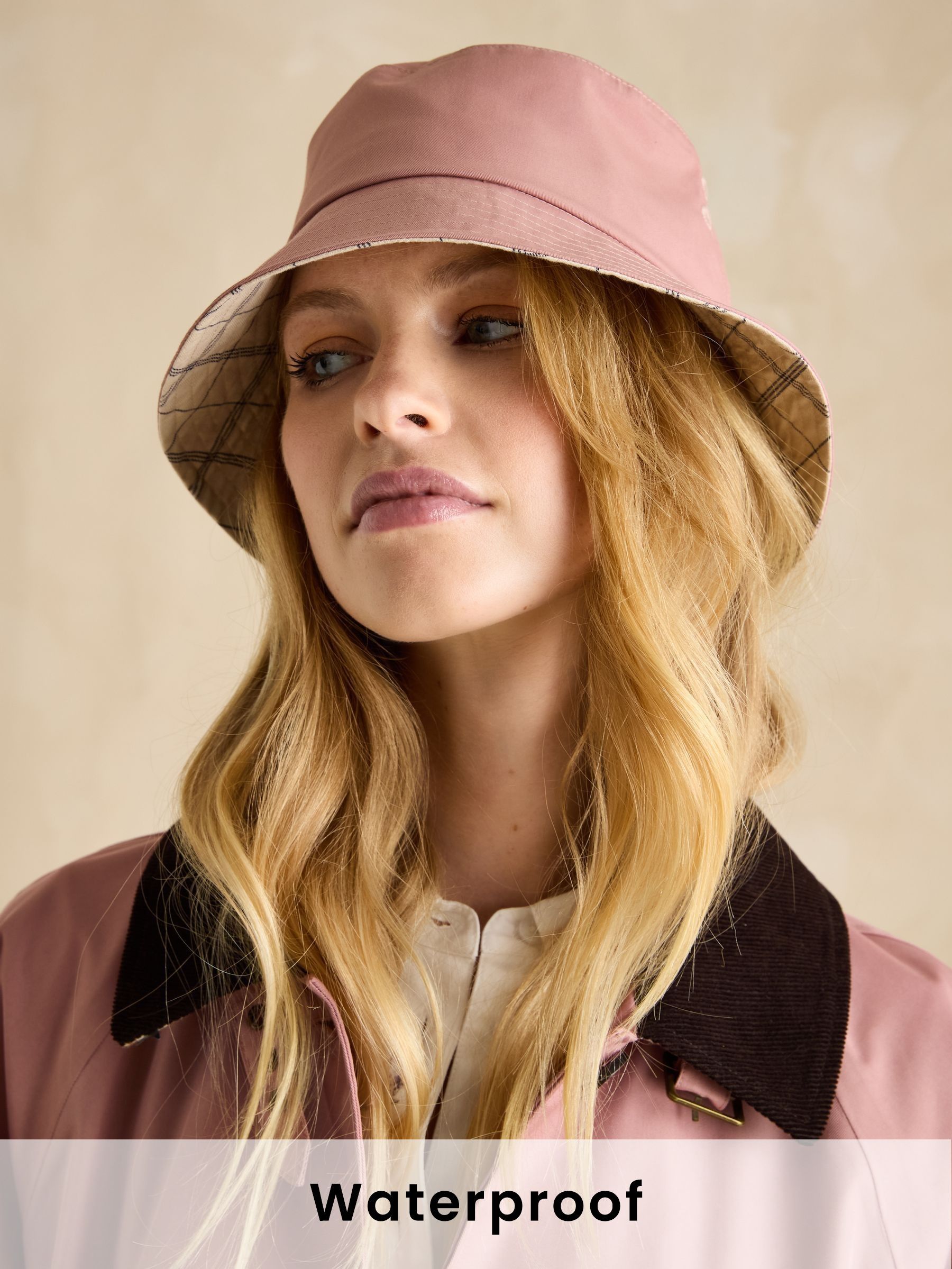 Thurlow Pink Adjustable Waterproof Bucket Hat (E93860) | £30