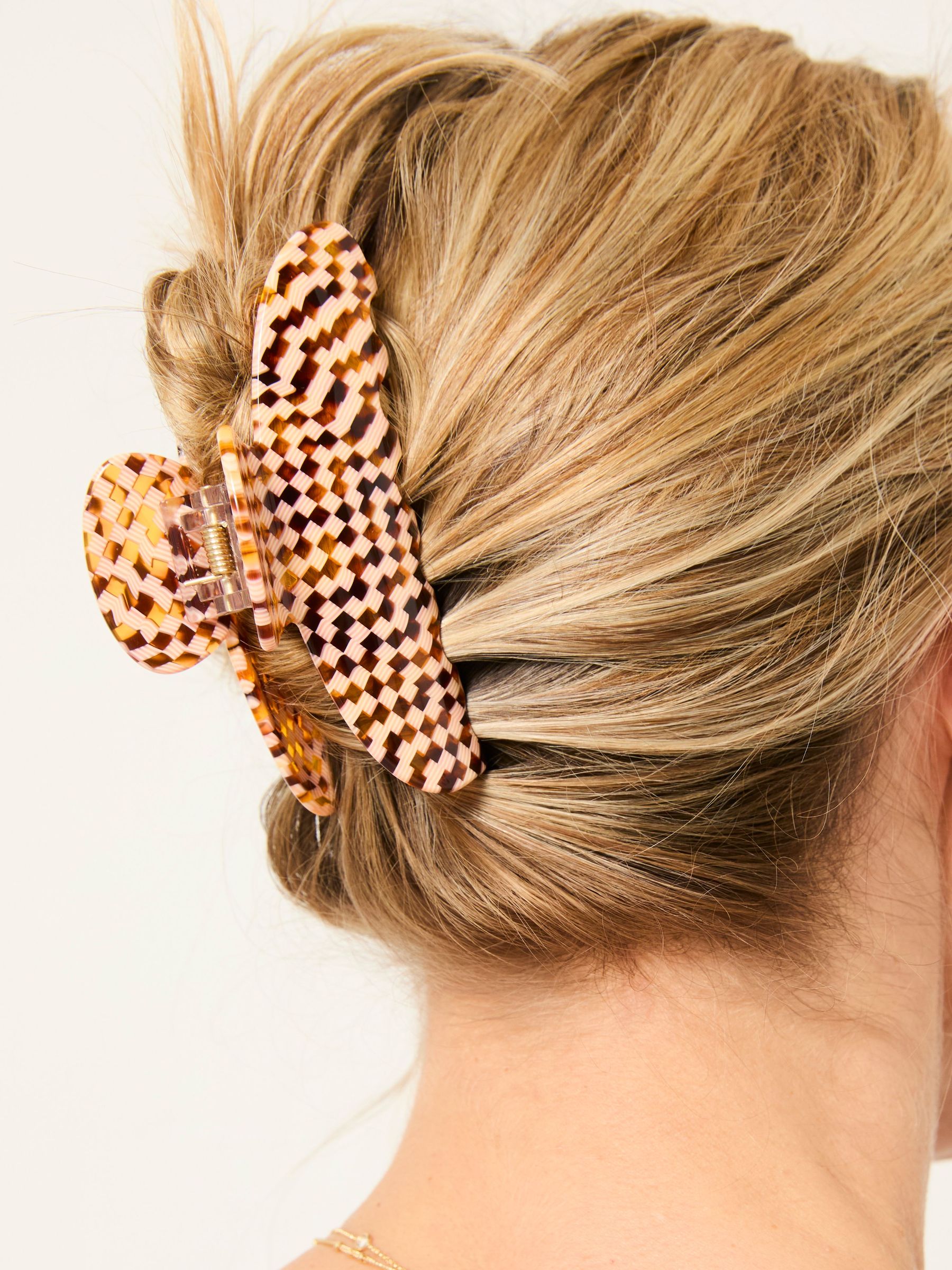 Brown Checkerboard Claw Clip (F02975) | £12.50