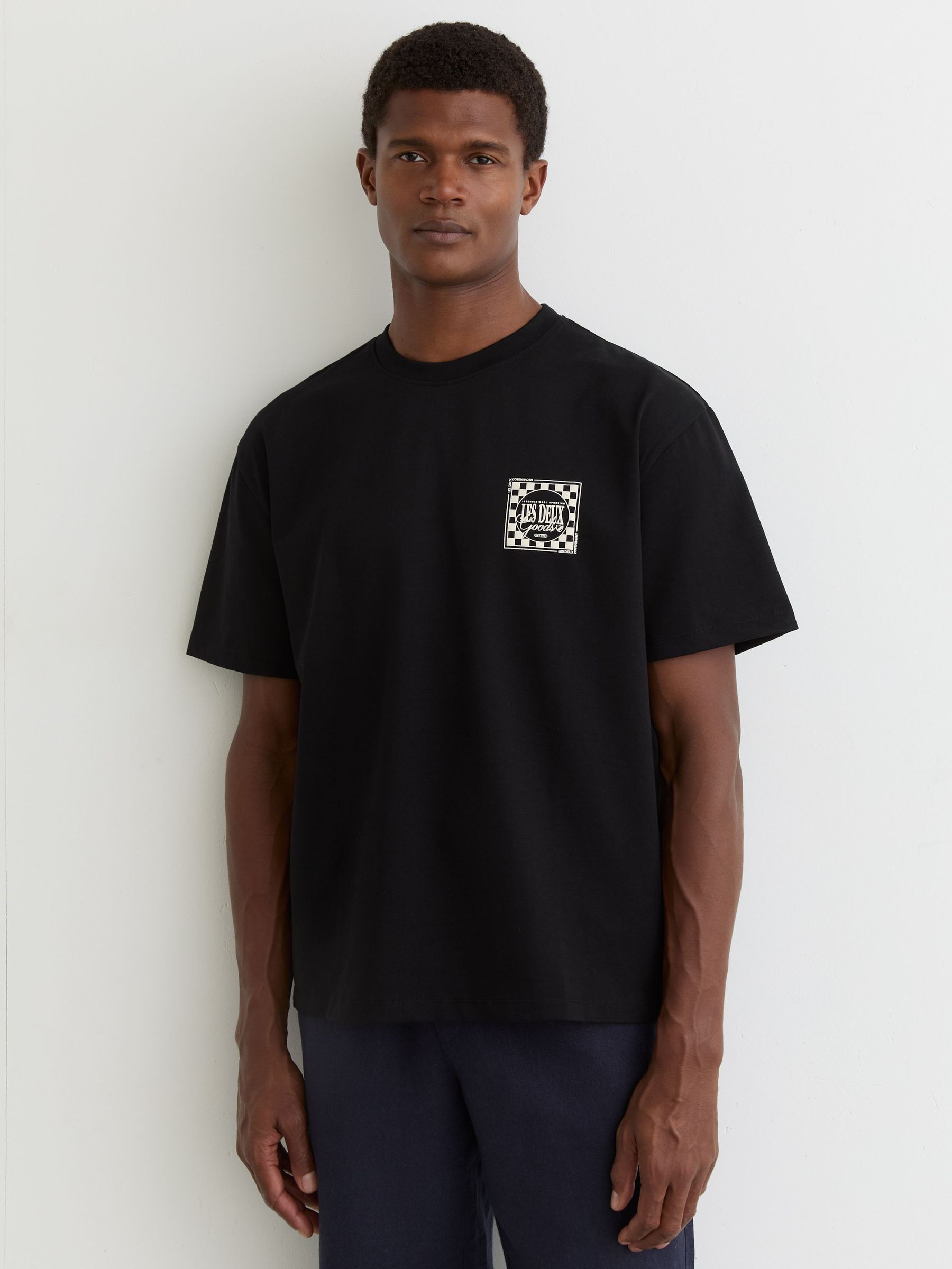 T-Shirt in Black Print (F18114) | £50