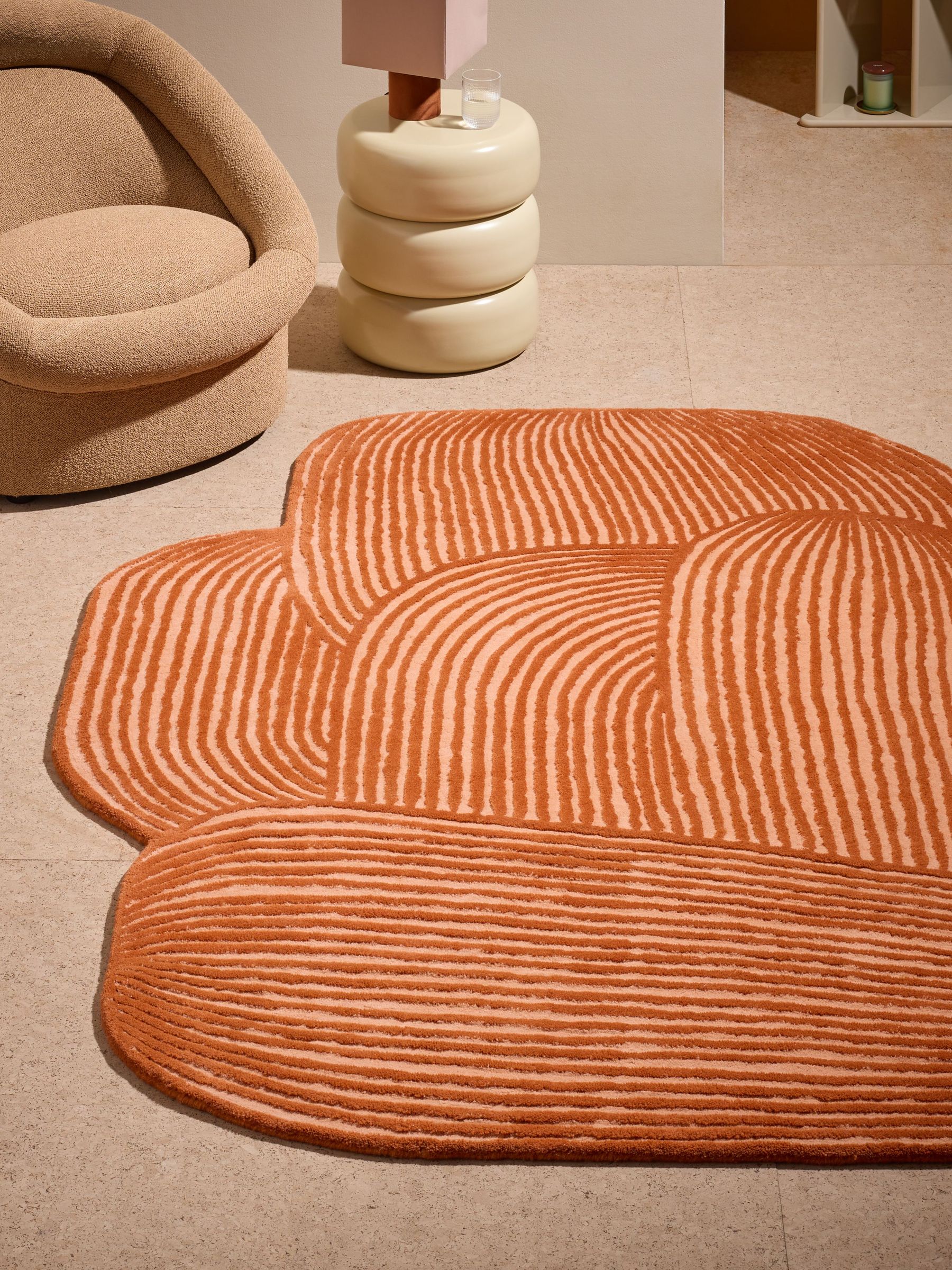 Casey Wool Tufted Rug in Rust (F22112) | £90 - £360