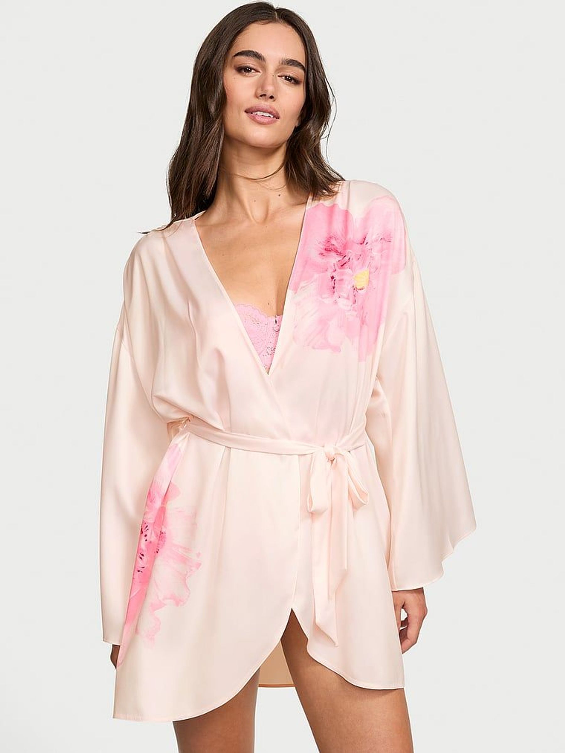 Faint Pink Peony Satin Short Robe (F27872) | £49