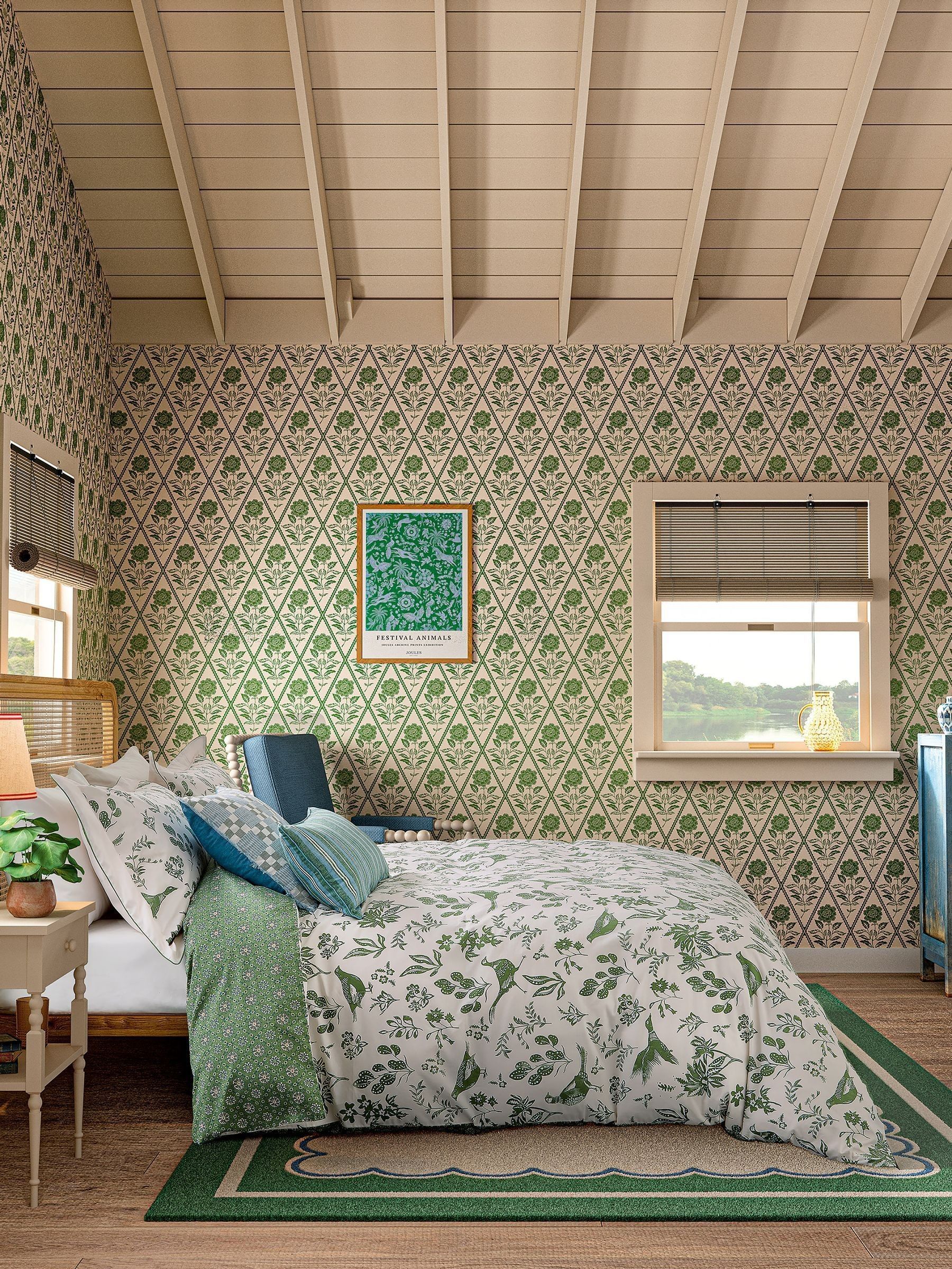Green Festival Pheasants 100% Cotton Duvet Cover and Pillowcase Set (F28622) | £65 - £105