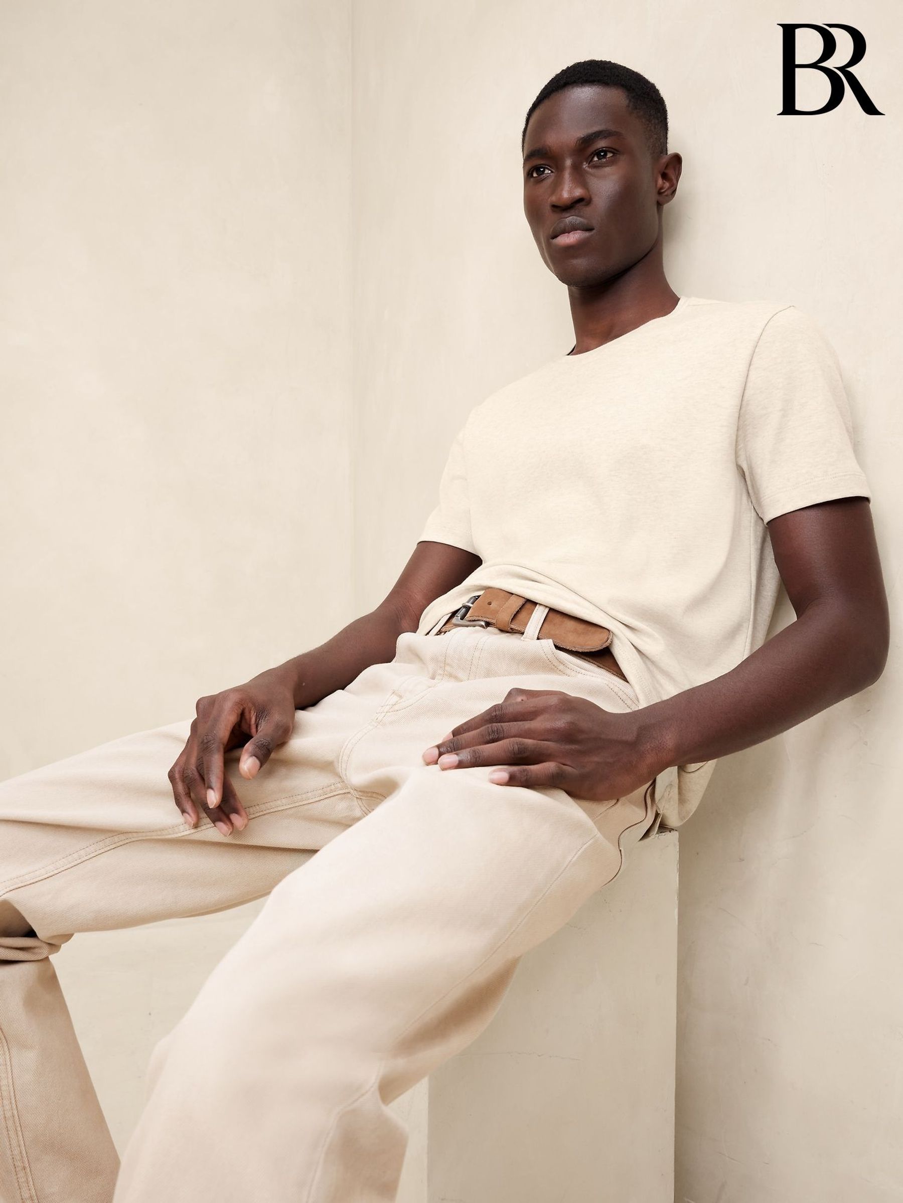 Banana Republic Beige Luxury-Touch Crew Neck T-Shirt (F28723) | £40